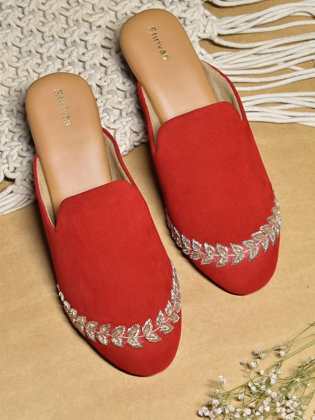

SHRIVAS BY ARCHITA MEHTA Velvet Ethnic Block Mules, Red