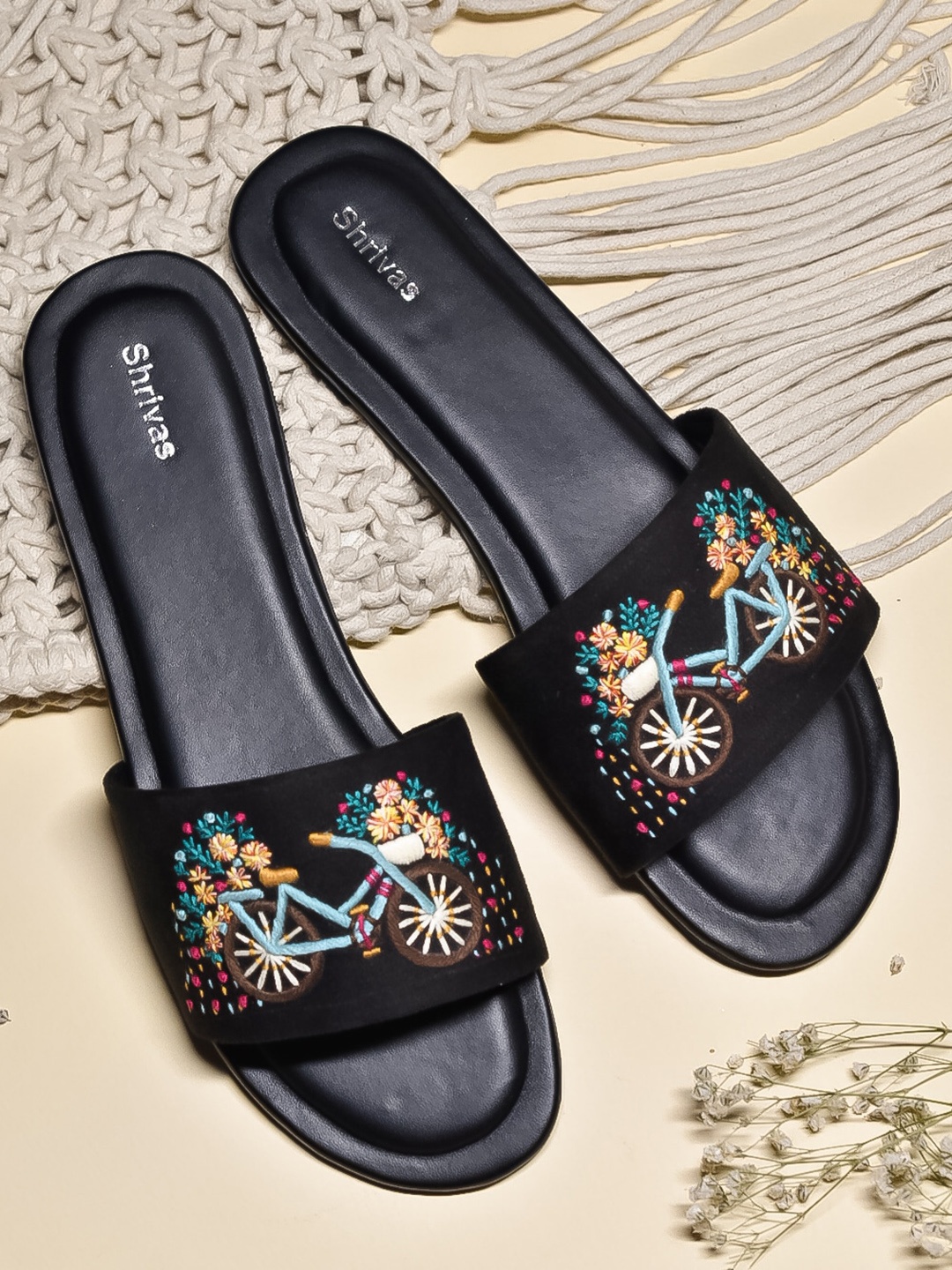 

SHRIVAS BY ARCHITA MEHTA Embellished Ethnic Open Toe Flats, Black