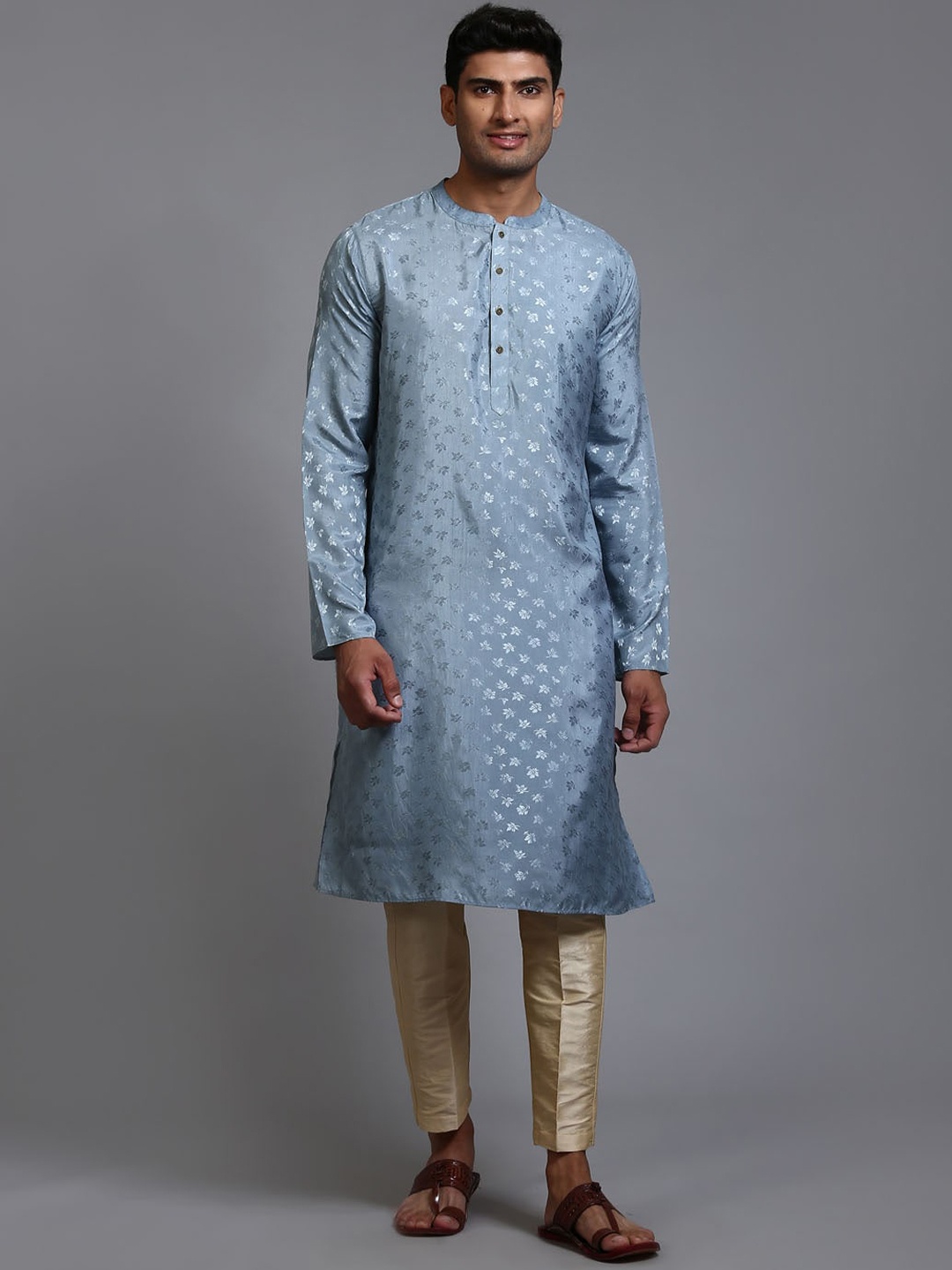 

VASTRAMAY Floral Printed Straight Kurta With Trousers, Grey