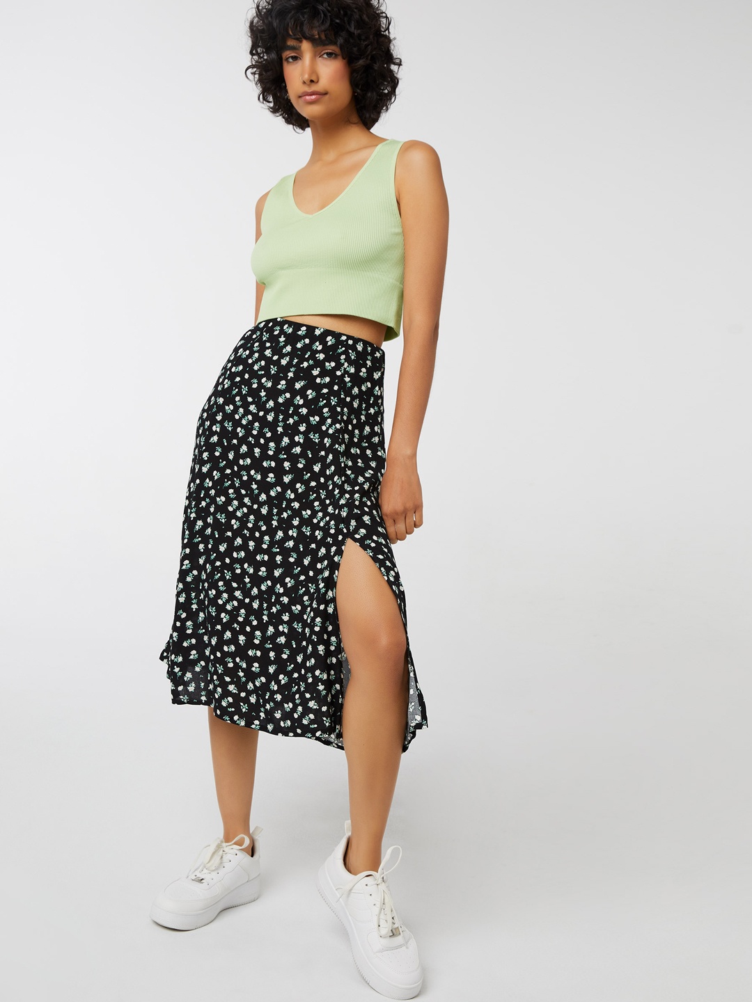 

Ardene Floral Printed Knee Length A-Line Skirt, Black