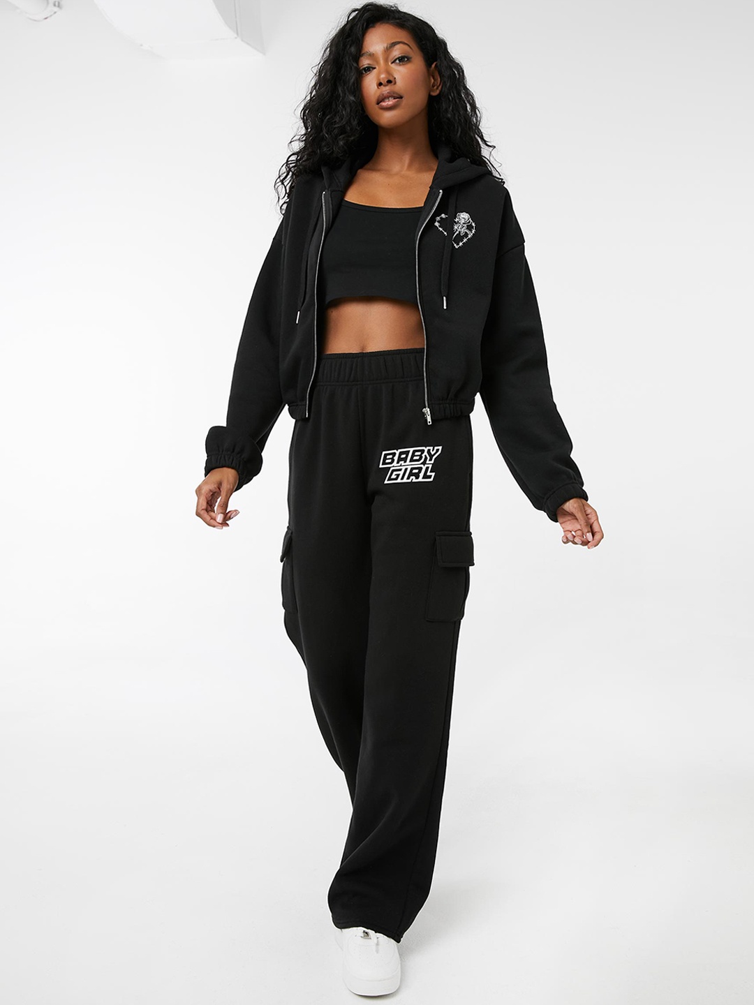 

Ardene Women Mid-Rise Joggers, Black