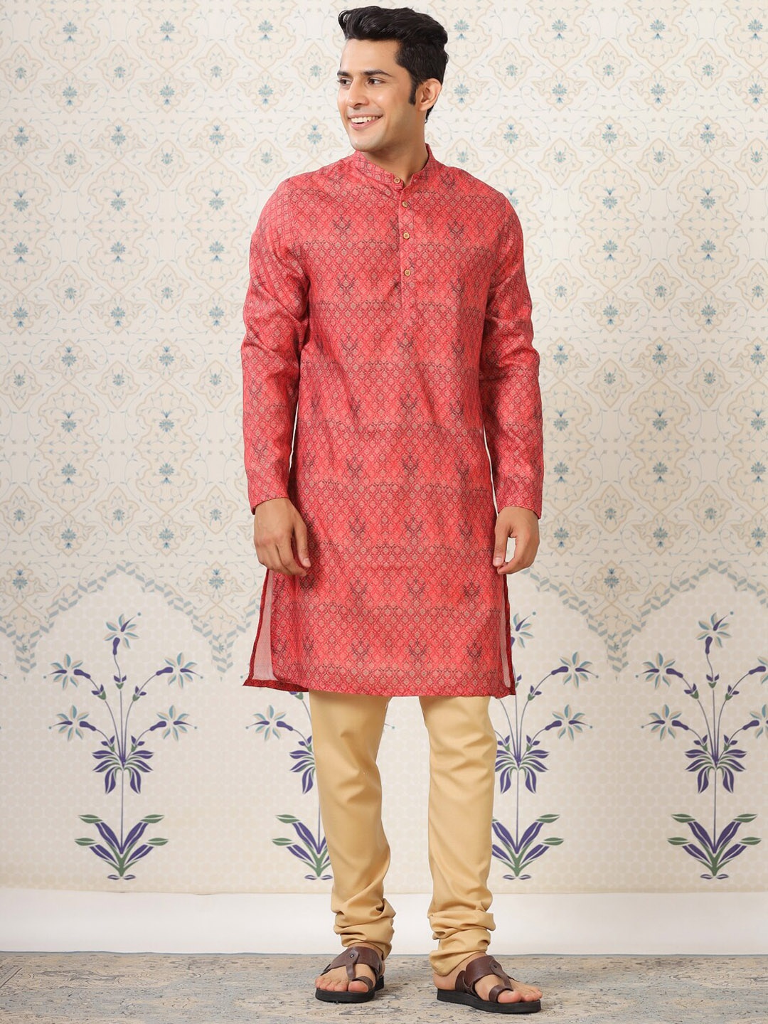 

Ode by House of Pataudi Ethnic Motifs Printed Mandarin Collar Straight Kurta, Orange