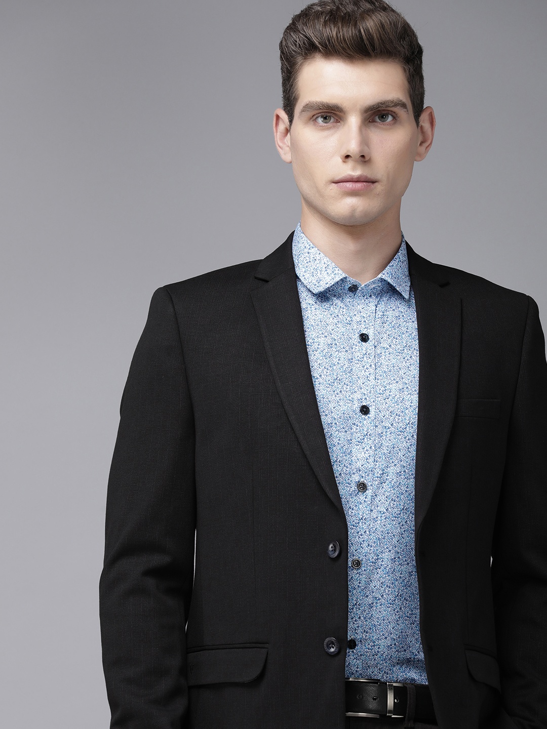 

V Dot Checked Single-Breasted Slim-Fit Formal Blazer, Black