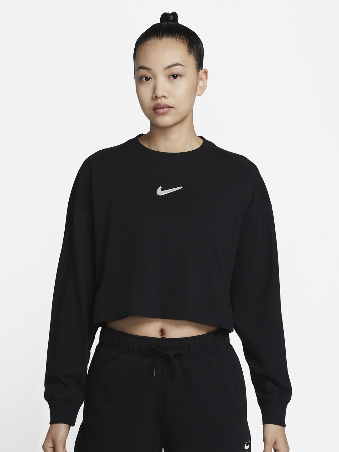 

Nike Women Brand Logo Print Pure Cotton Sportswear Swoosh Crop Top, Black