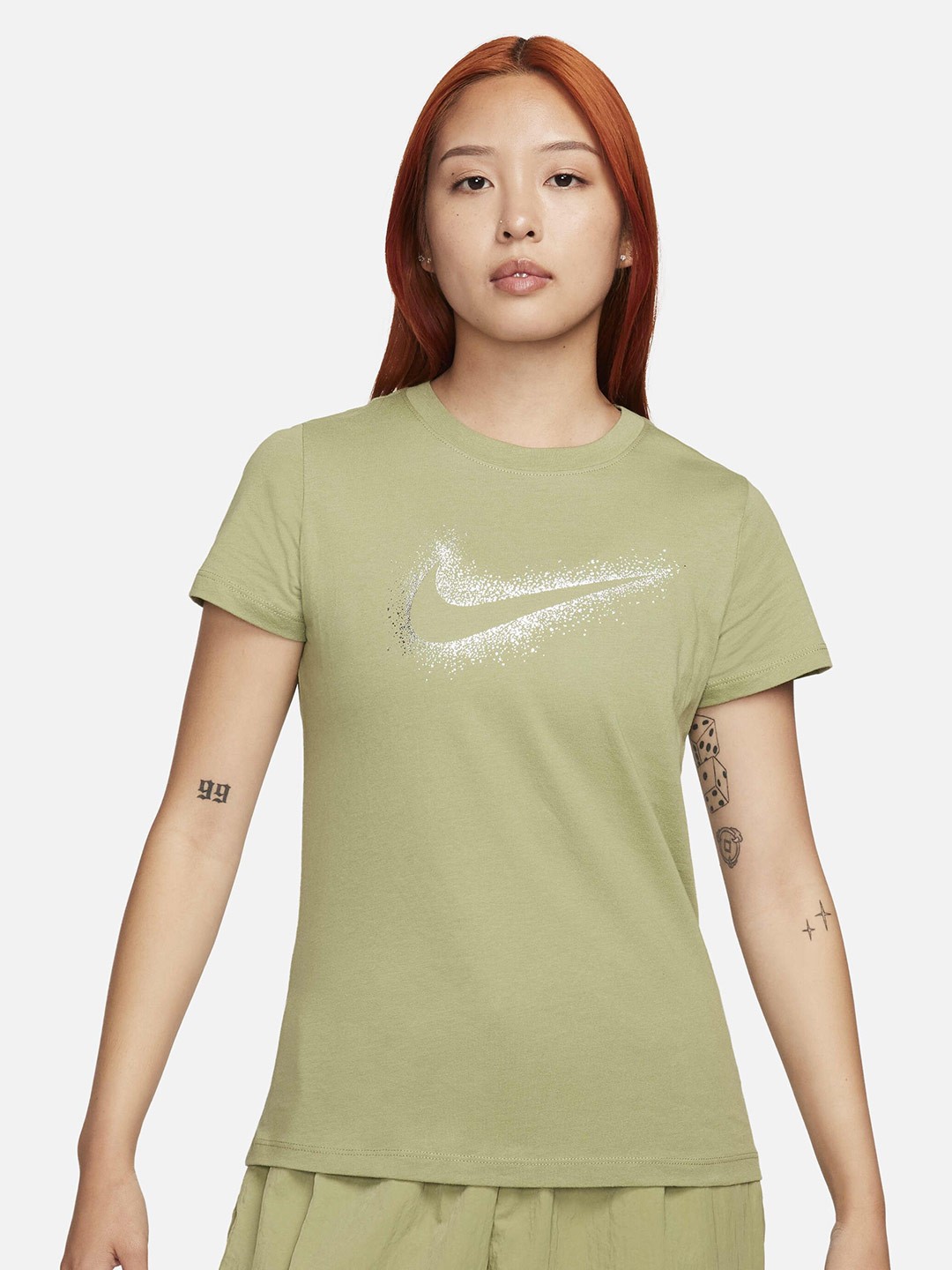 

Nike Sportswear Swoosh Women Graphic Relaxed Fit T-Shirt, Green