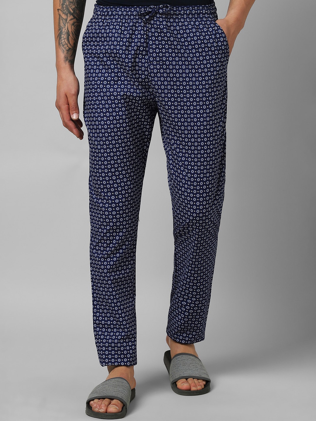 

Pantaloons Men Printed Pure Cotton Lounge Pants, Navy blue