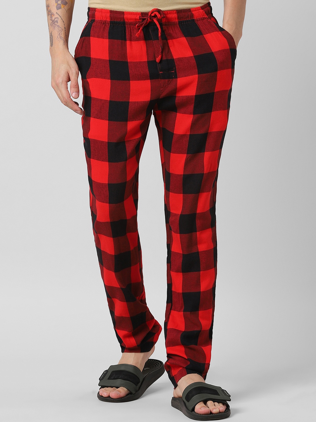 

Pantaloons Men Checked Pure Cotton Lounge Pants, Red