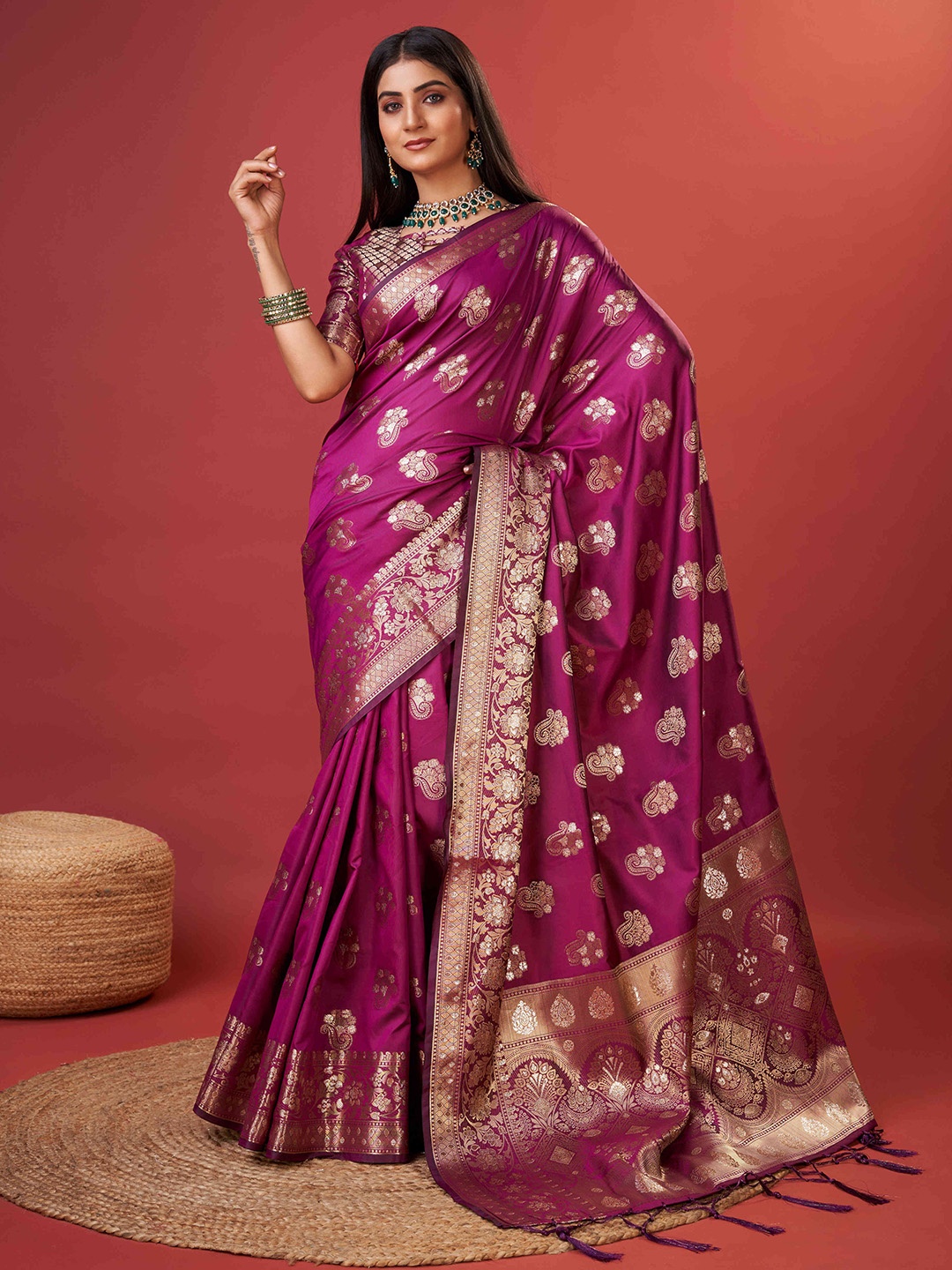 

PHEASANT Woven Design Zari Pure Silk Banarasi Saree, Purple