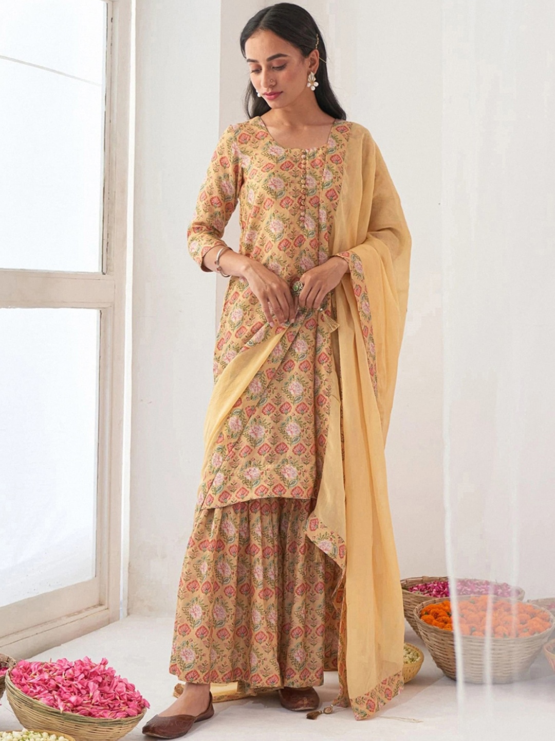 

Vaidehi Fashion Floral Printed Kurta with Sharara & Dupatta, Yellow