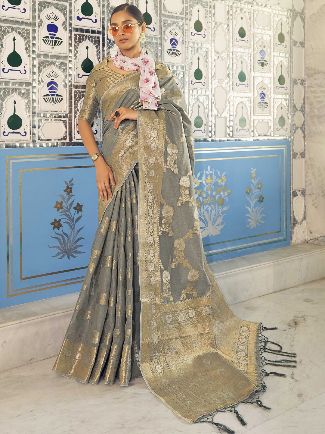

Mitera Ethnic Motifs Woven Design Zari Pure Linen Banarasi Saree, Grey
