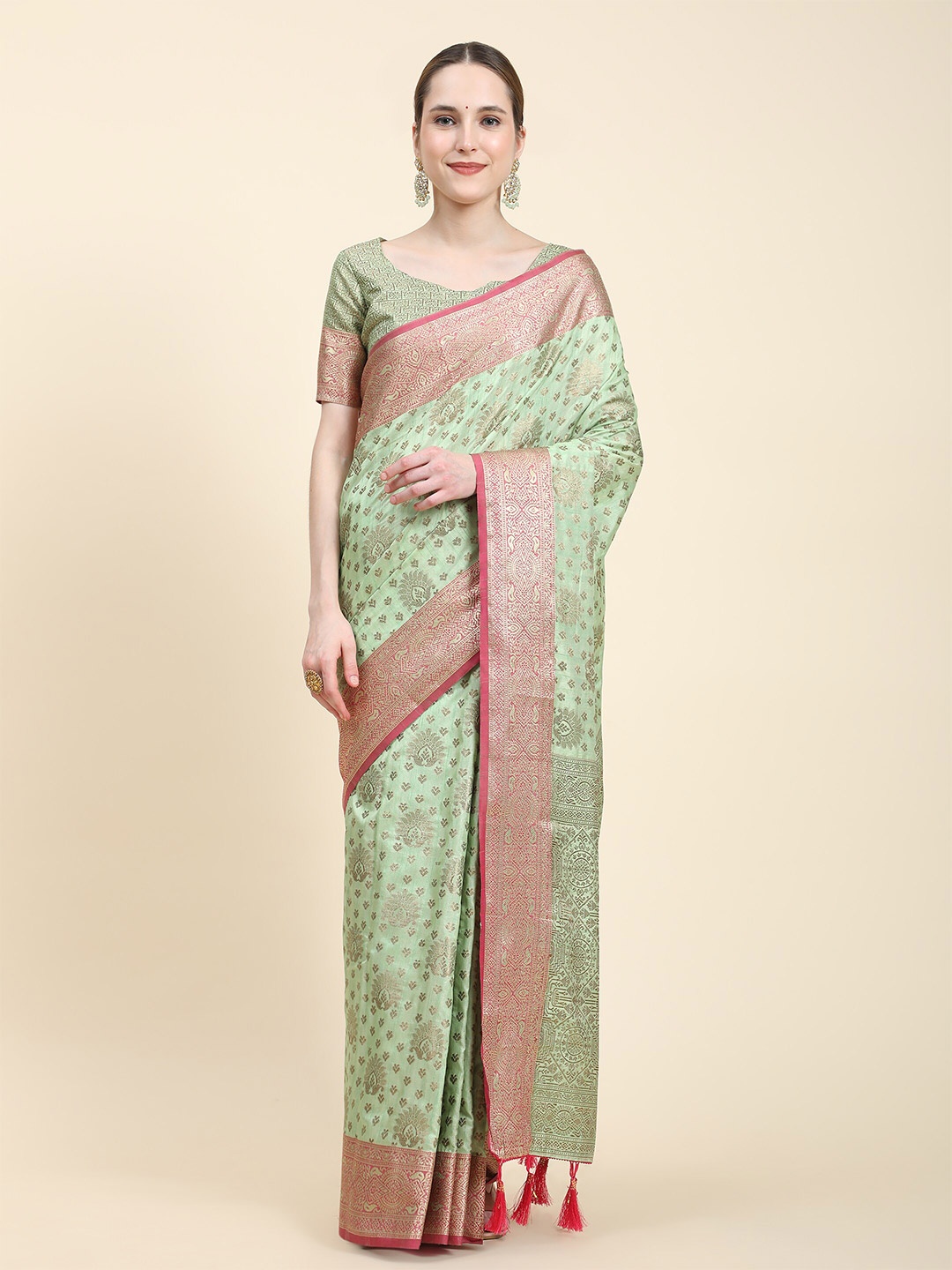 

YAVIRA SILK Ethnic Motifs Woven Design Zari Saree, Green