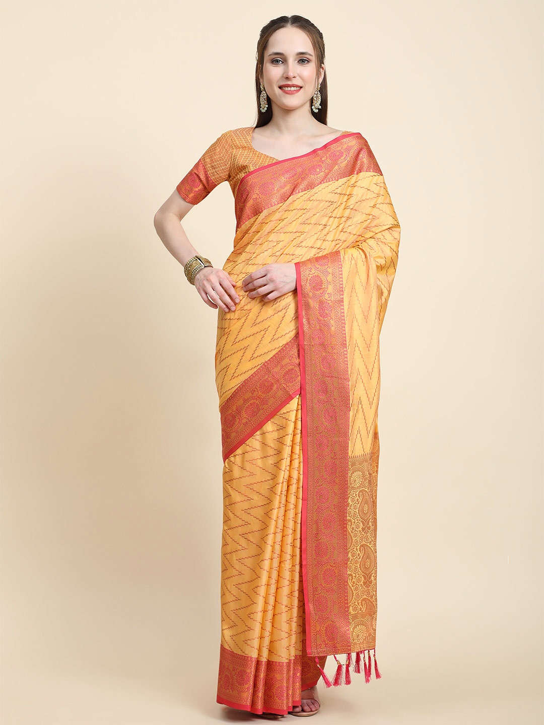 

YAVIRA SILK Woven Design Zari Banarasi Saree, Yellow