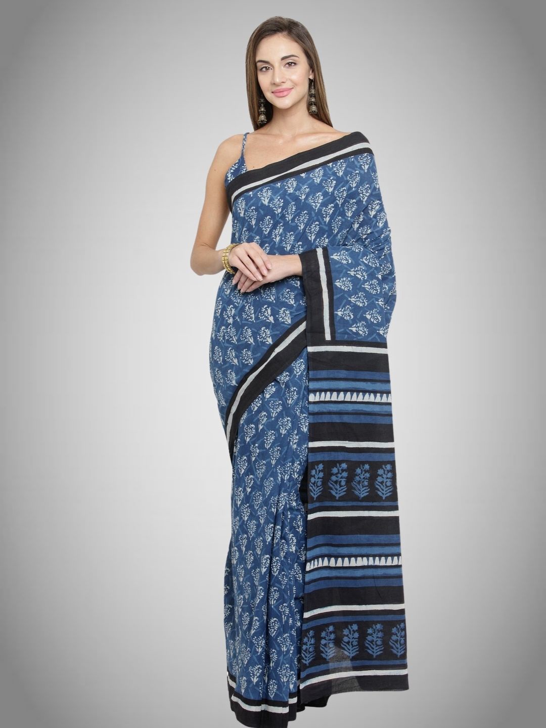 

Geroo Jaipur Ethnic Motifs Printed Pure Cotton Bagru Saree, Blue