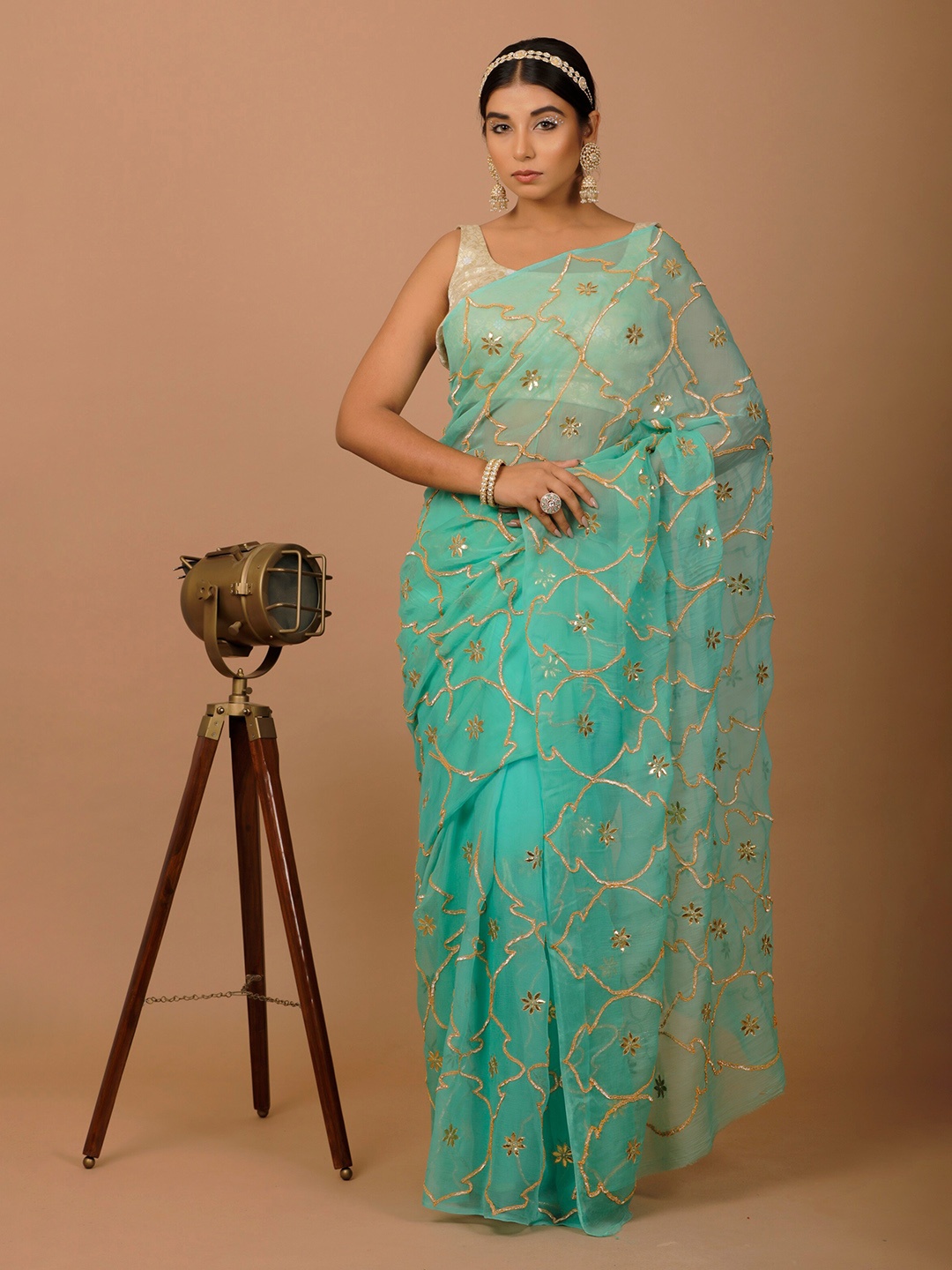 

Geroo Jaipur Ethnic Motifs Embroidered Saree, Sea green