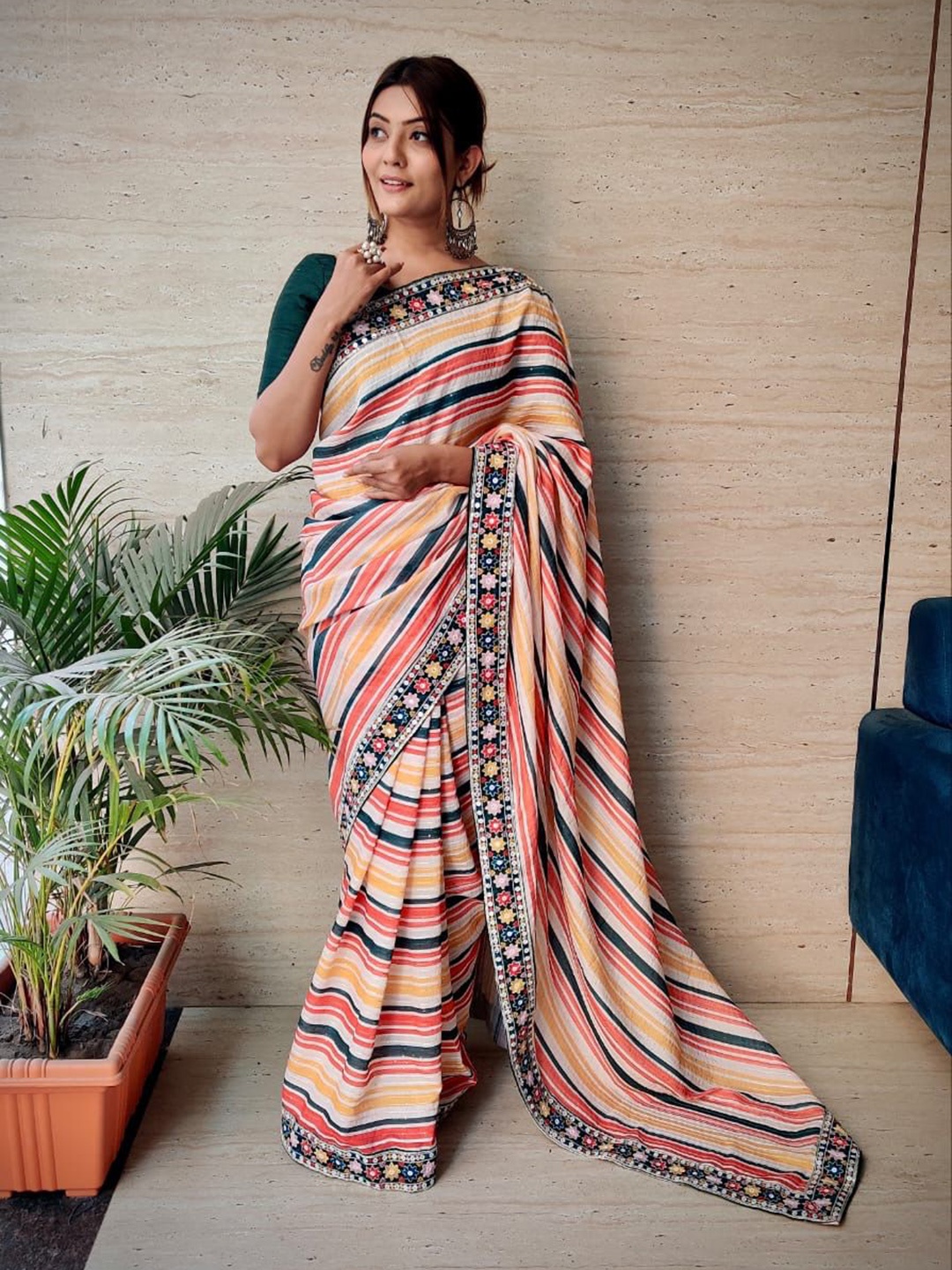 

VEECHIS Striped Embroidered Detail Saree, Green
