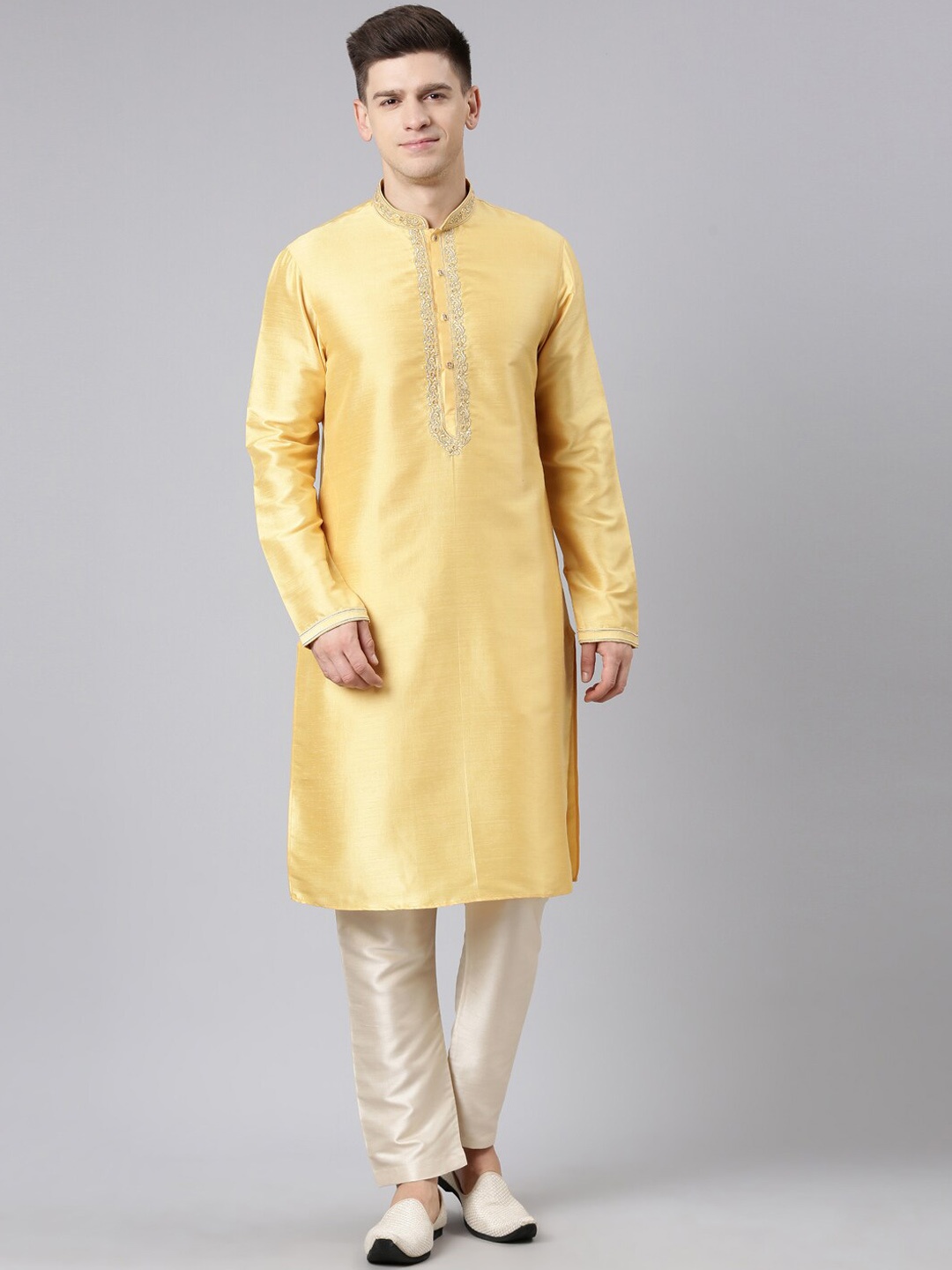 

TheEthnic.Co Thread Work Mandarin Collar Kurta, Yellow