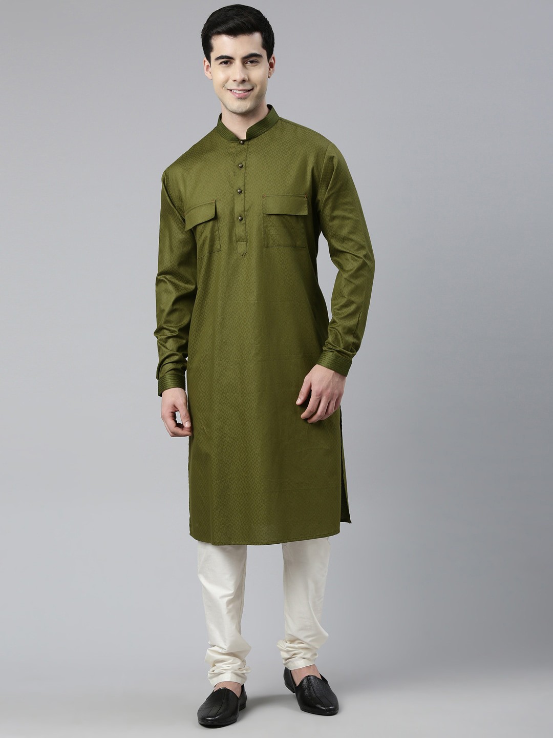 

TheEthnic.Co Woven design Mandarin Collar Straight Kurta, Green