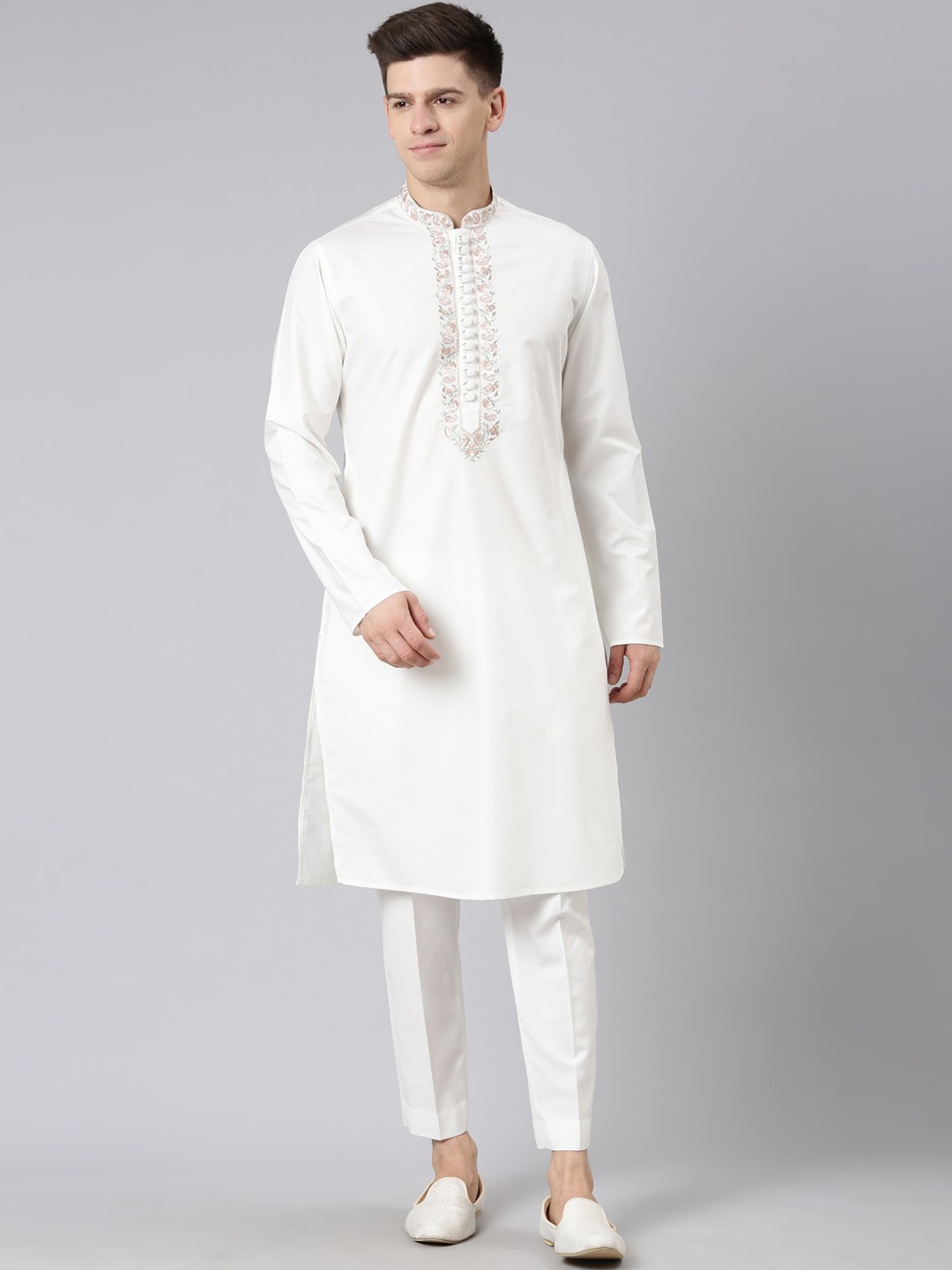 

TheEthnic.Co Yoke Design Thread Work Pure Cotton Kurta, Off white