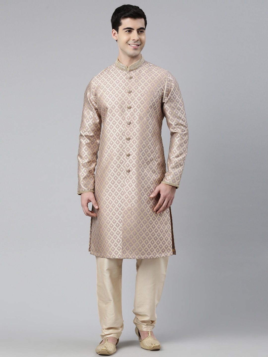 

TheEthnic.Co Ethnic Motifs Woven Designed Thread Work Kurta, Brown