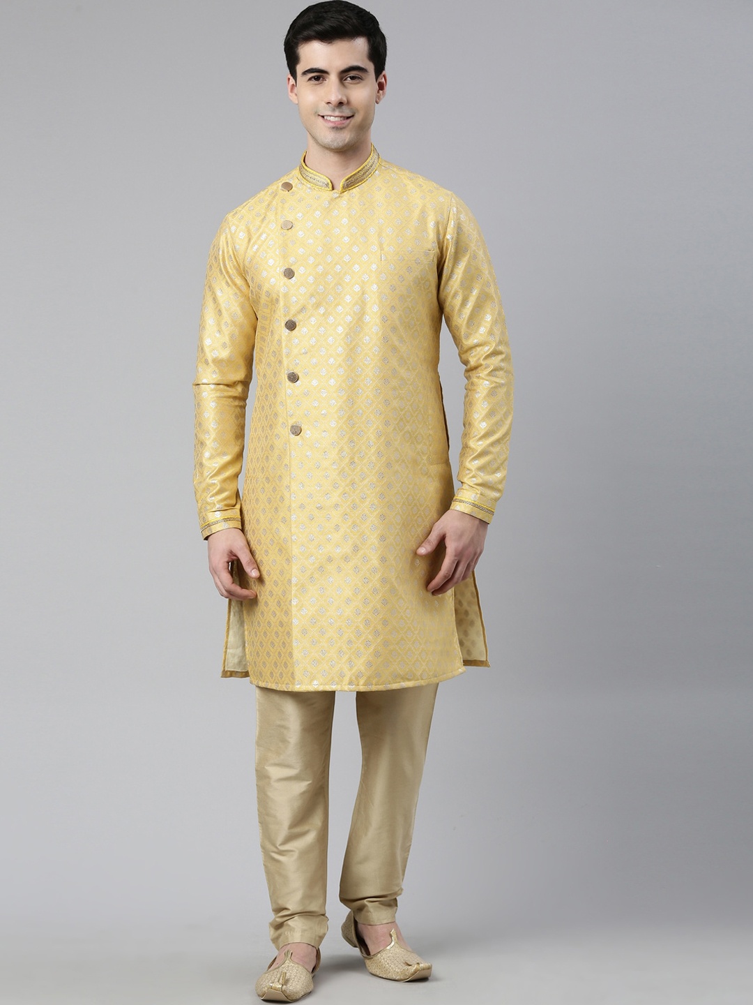 

TheEthnic.Co Woven Design Mandarin Collar Thread Work Angrakha Kurta, Yellow