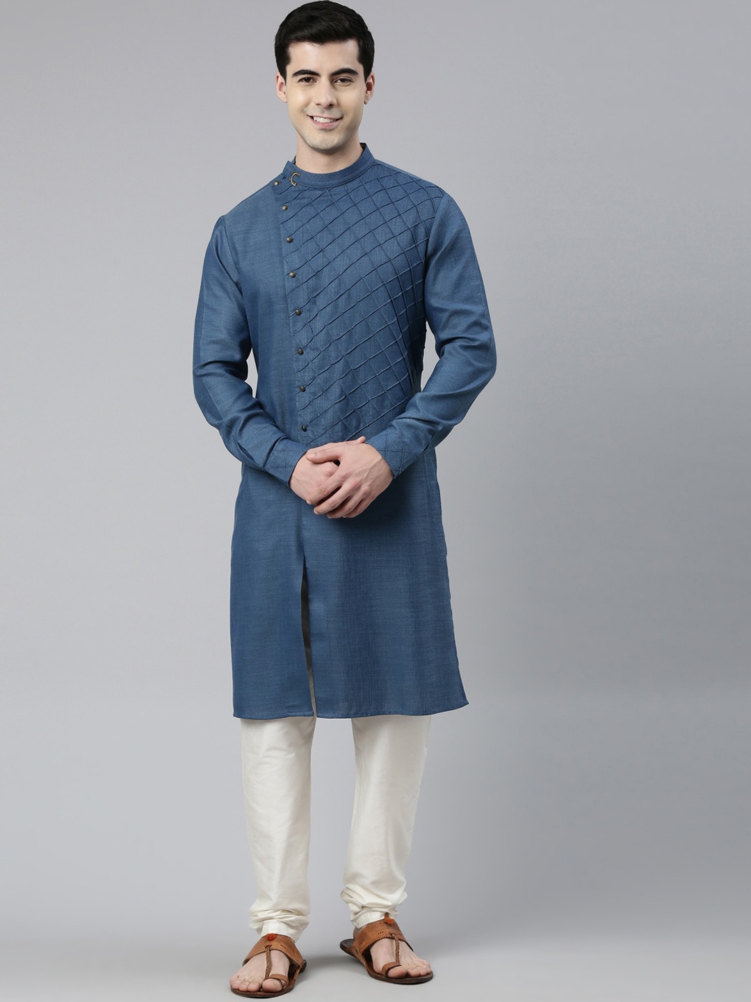 

TheEthnic.Co Band Collar Angrakha Kurta, Blue