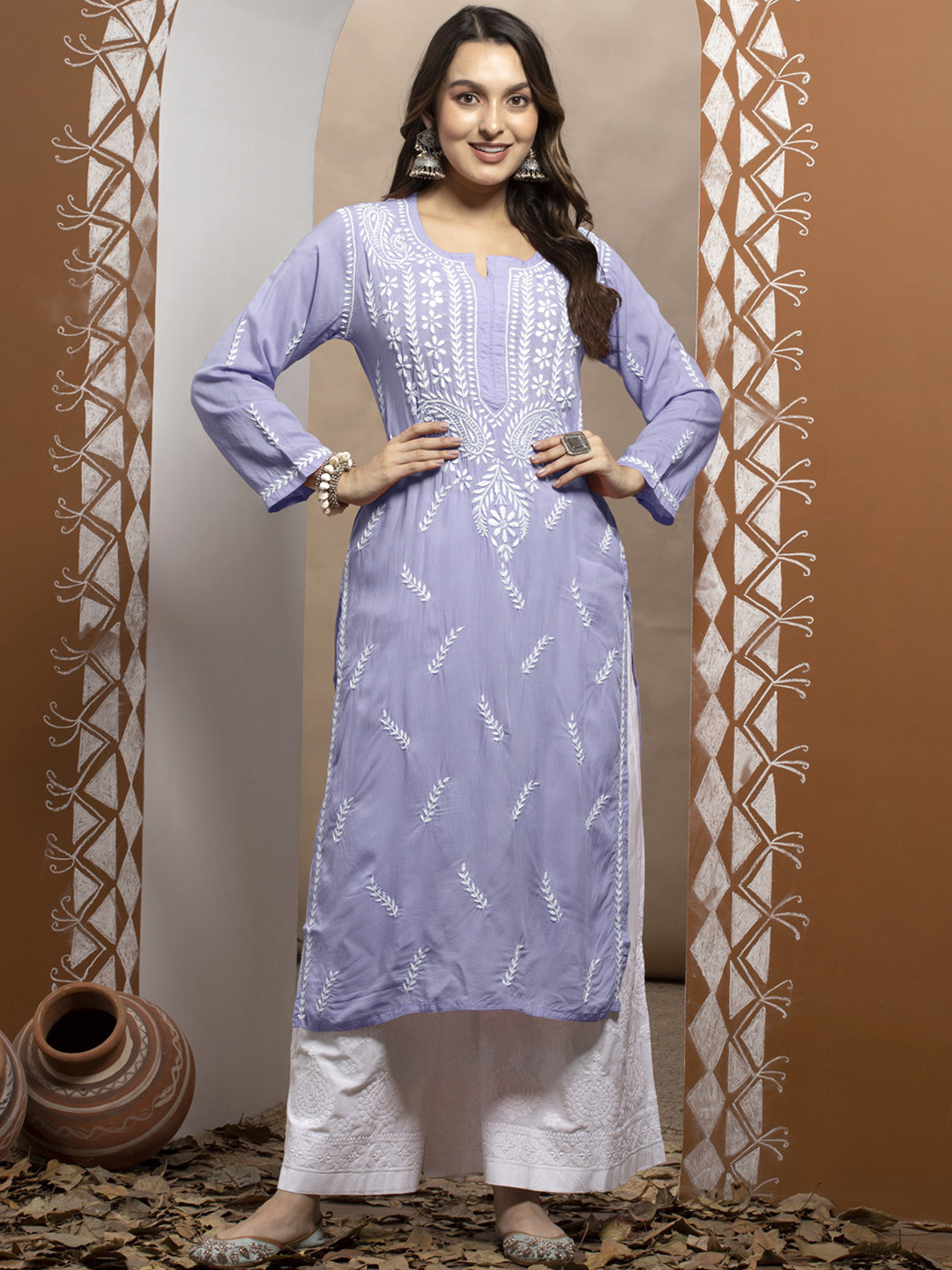 

PARAMOUNT CHIKAN Ethnic Motifs Embroidered Chikankari Scoop Neck A-Line Kurta, Mauve