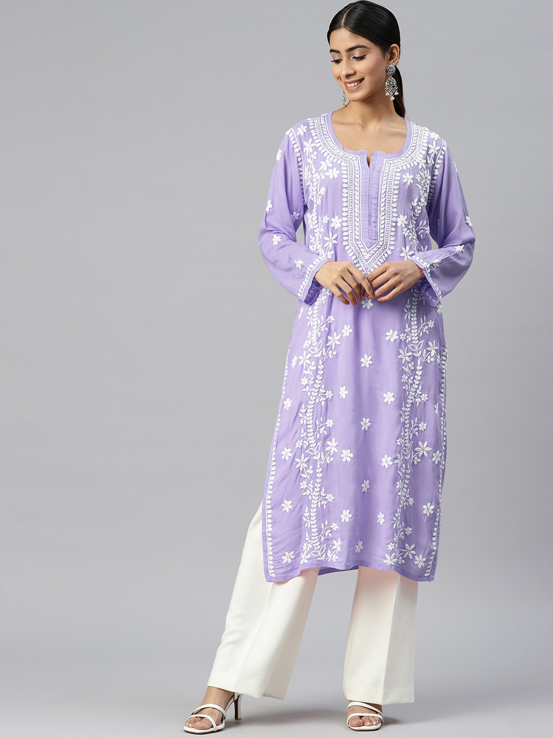 

PARAMOUNT CHIKAN Floral Embroidered Chikankari Scoop Neck A-Line Kurta, Mauve