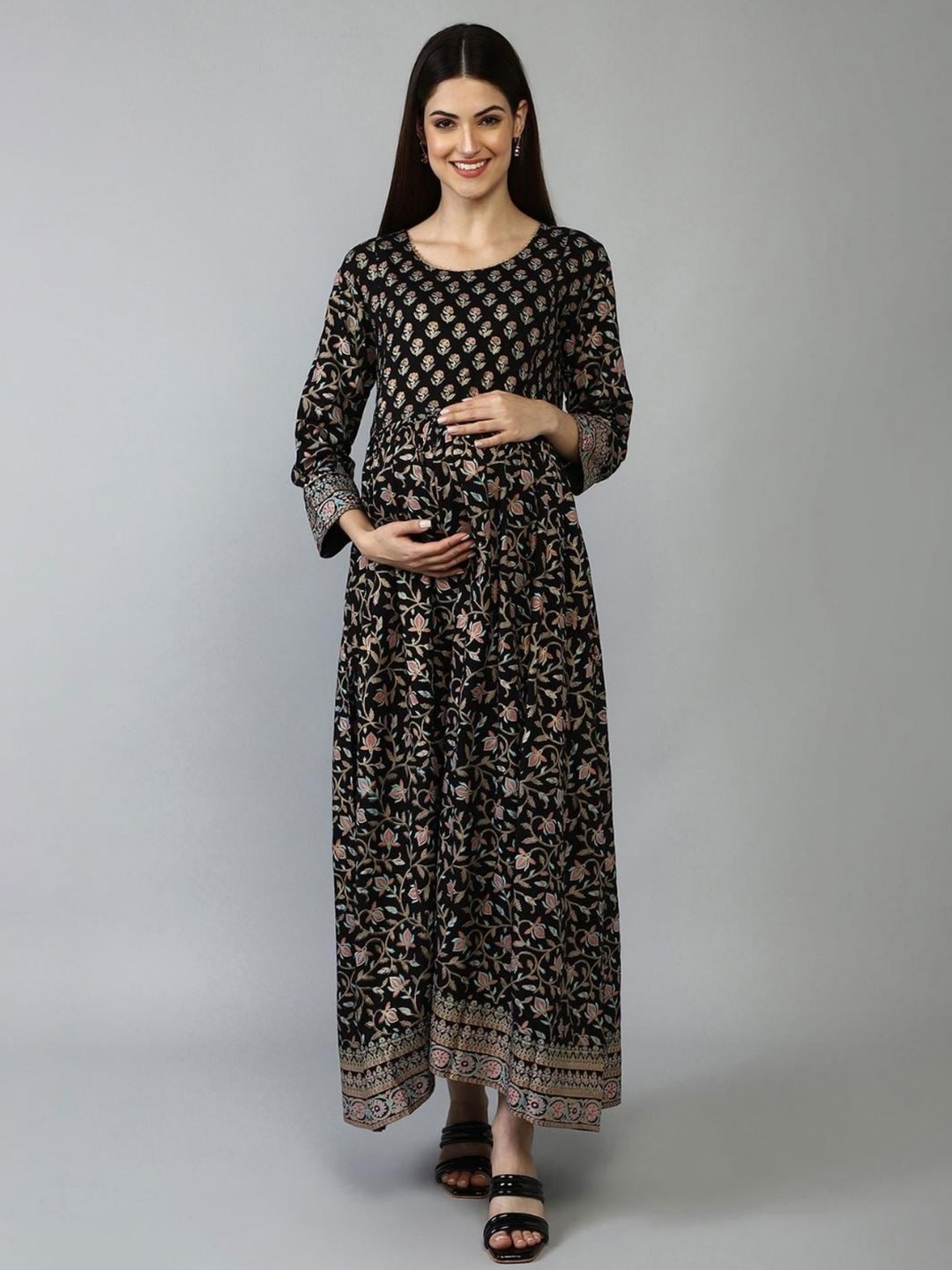 

House Of Zelena Floral Print Round Neck Fit and Flare Pleated Maxi Maternity Ethnic Dress, Black