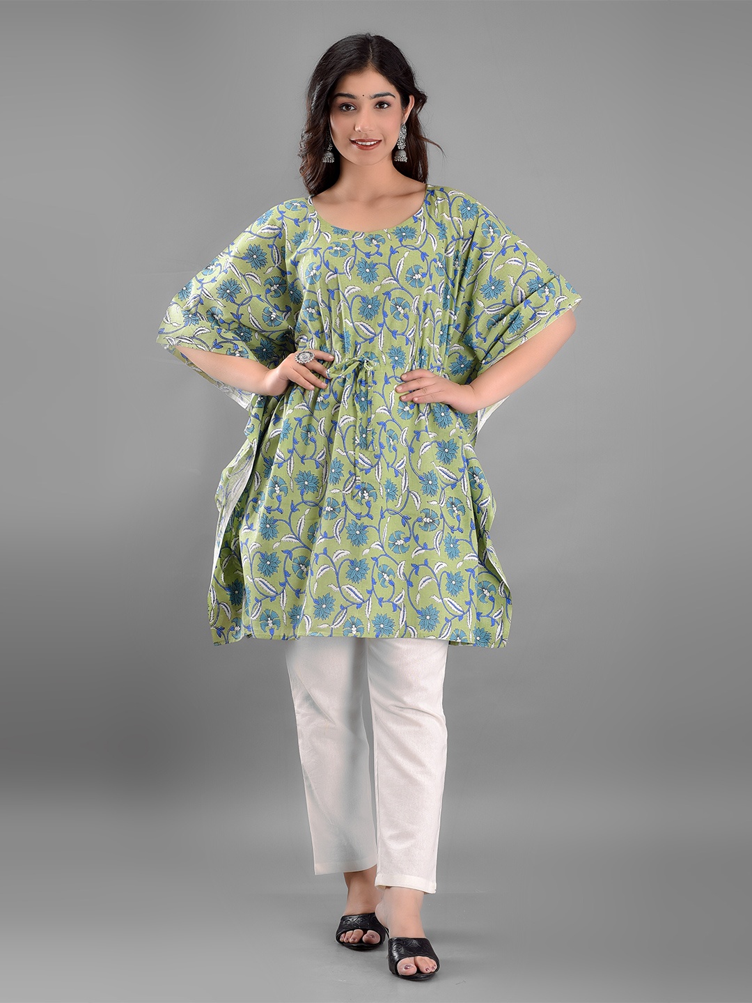 

Girly Girls Floral Printed Flared Sleeves Kaftan Kurta, Green