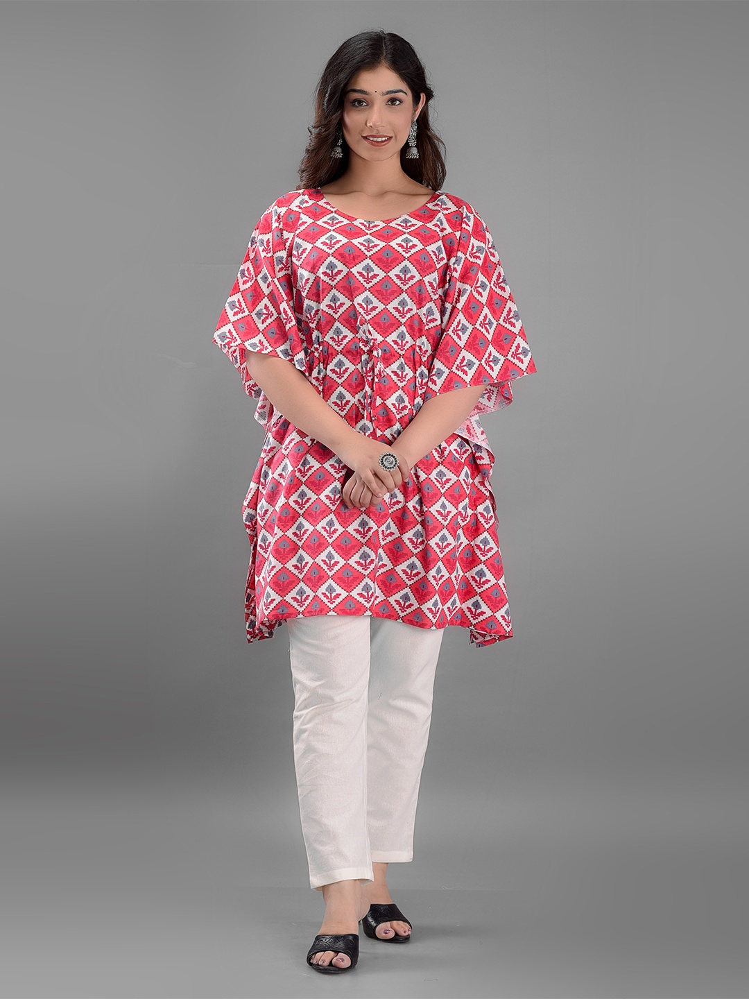 

Girly Girls Geometric Printed Flared Sleeves Kaftan Kurta, Red