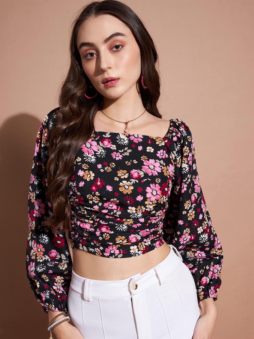 

DressBerry Black Floral Print Square Neck Crop Regular Top