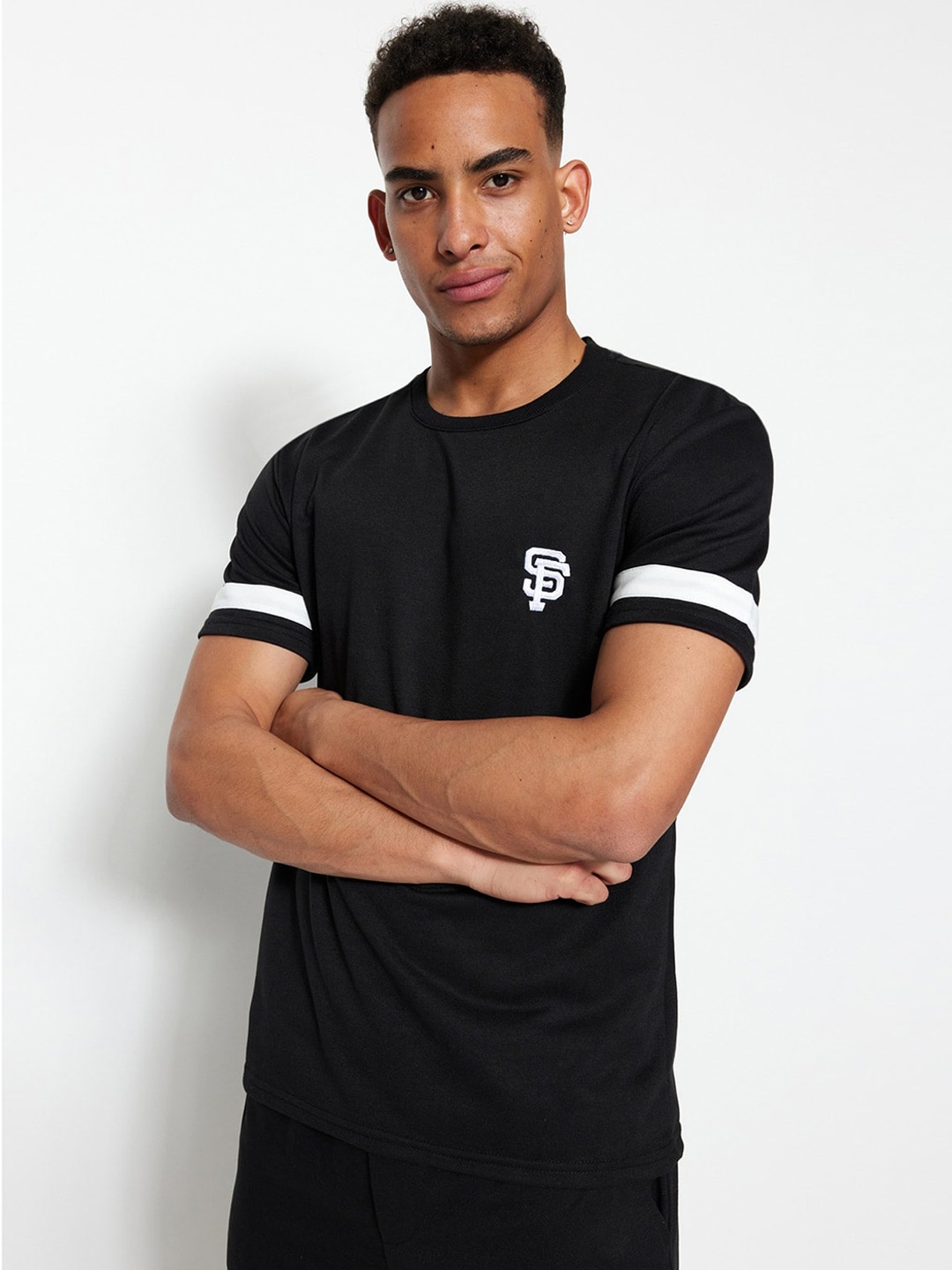 

Trendyol Mid Rise T Shirt With Shorts, Black
