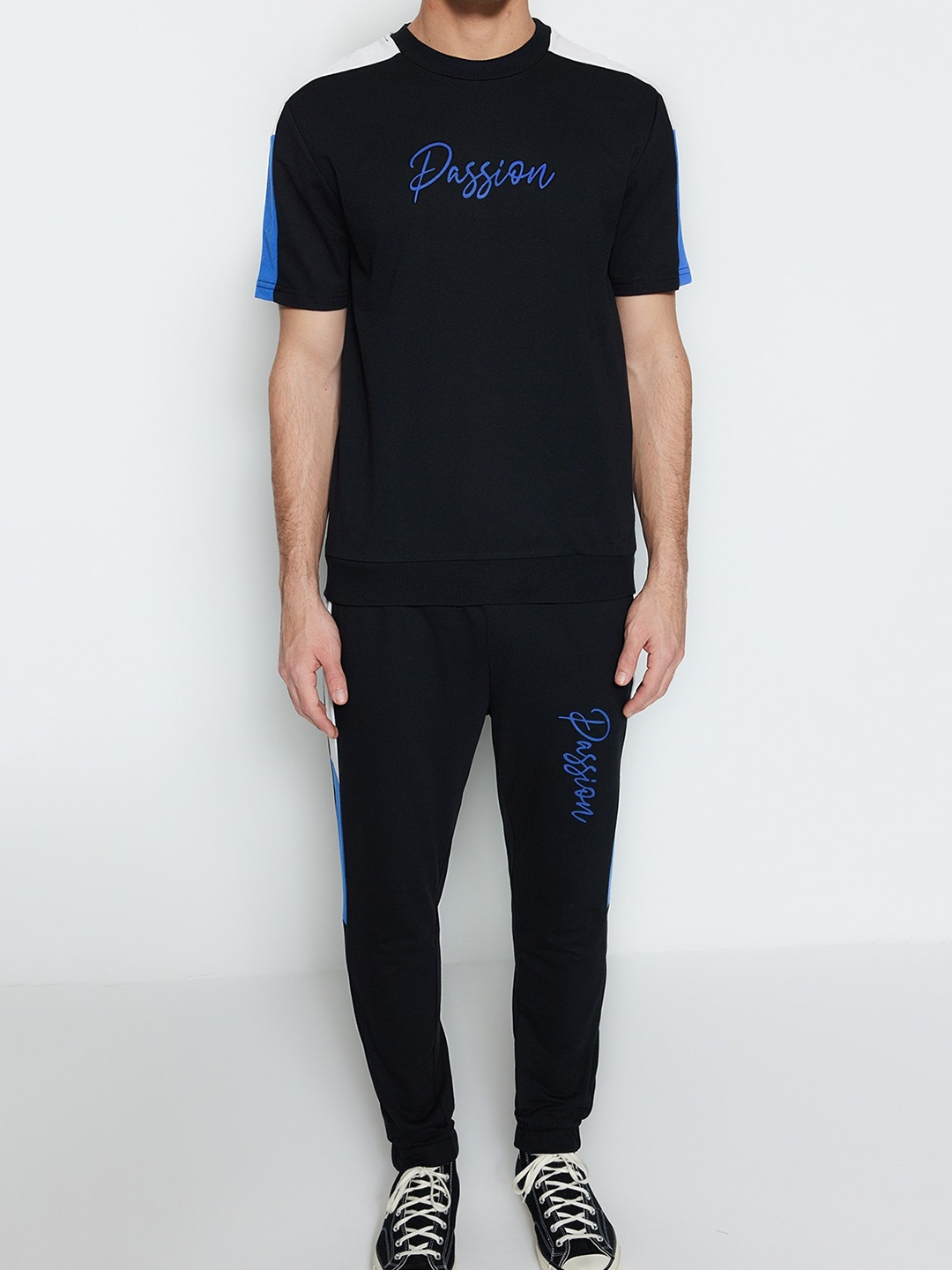

Trendyol Typography Printed Round Neck T Shirt With Track Pant, Black