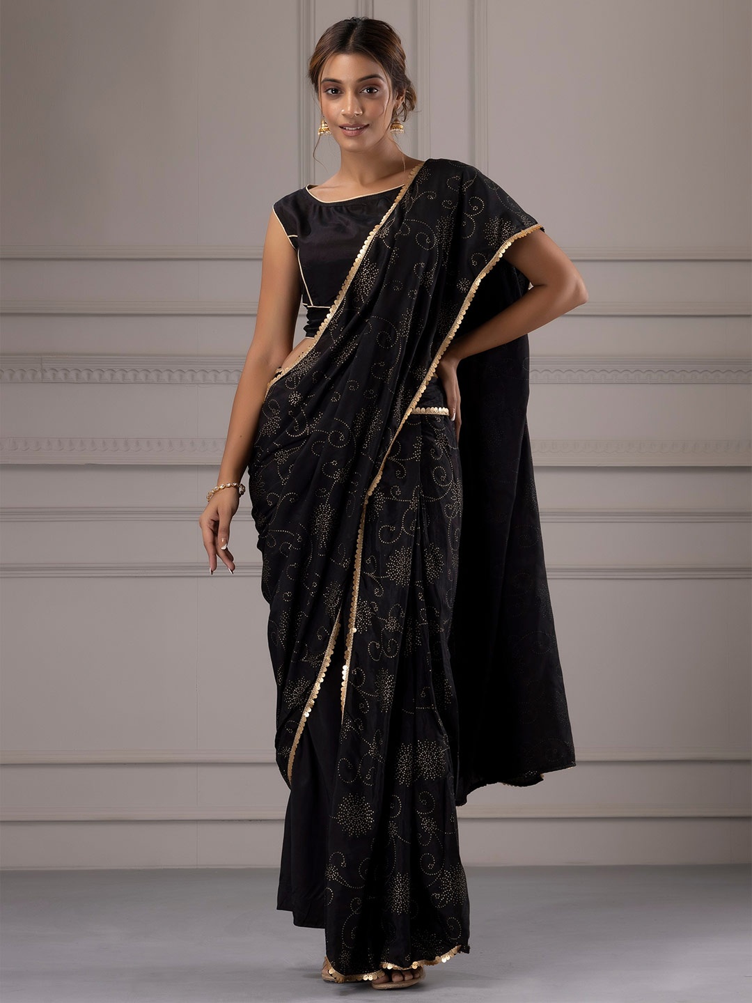 

Geroo Jaipur Ethnic Motifs Embellished Beads & Stones Satin Saree, Black