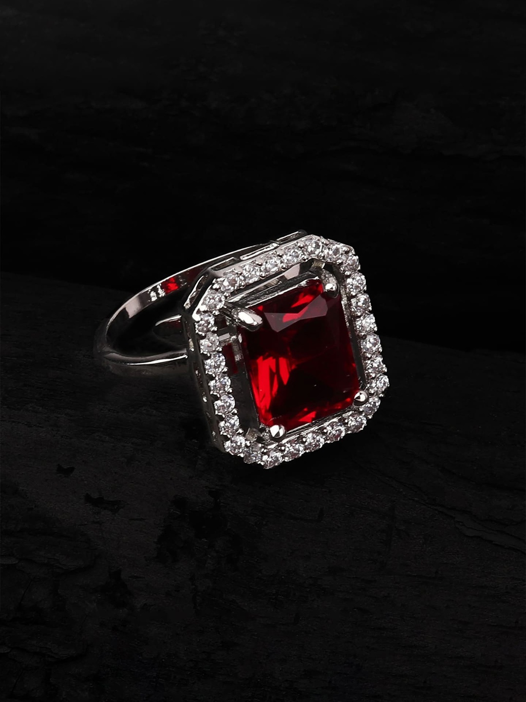 

Mirana Rhodium Plated Finger Ring, Silver