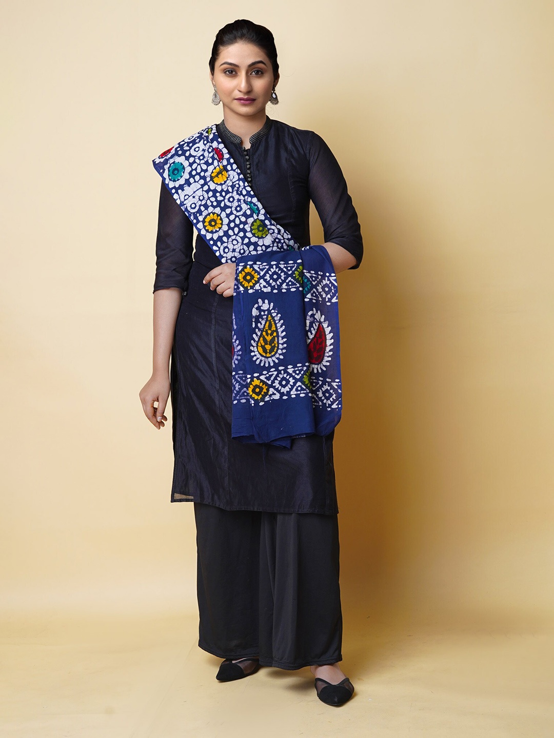 

Unnati Silks Batik Printed Pure Cotton Dupatta, Blue