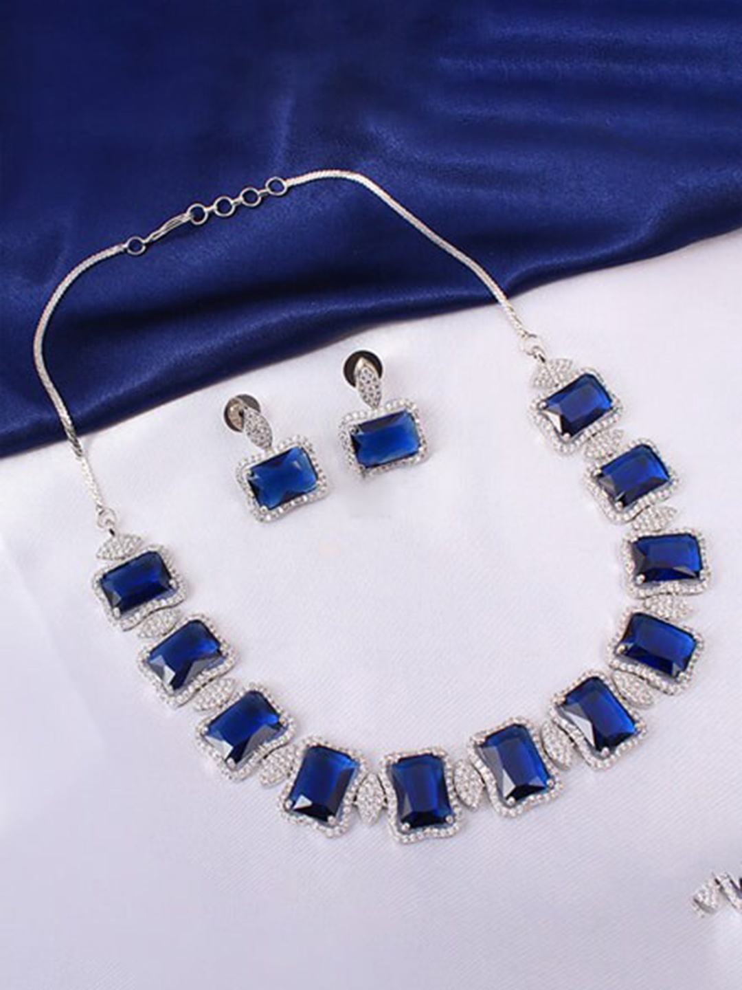 

Mirana Rhodium-Plated Studded Gigi Sapphire Necklace with Earrings, Silver