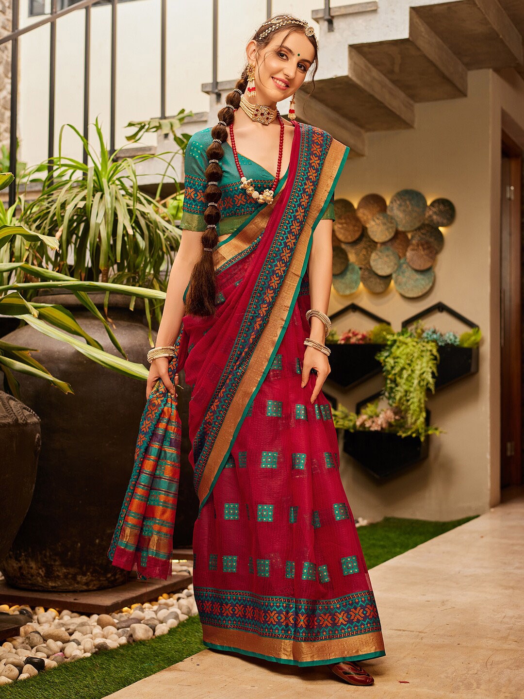 

KALINI Geometric Woven Design Zari Detail Saree, Red