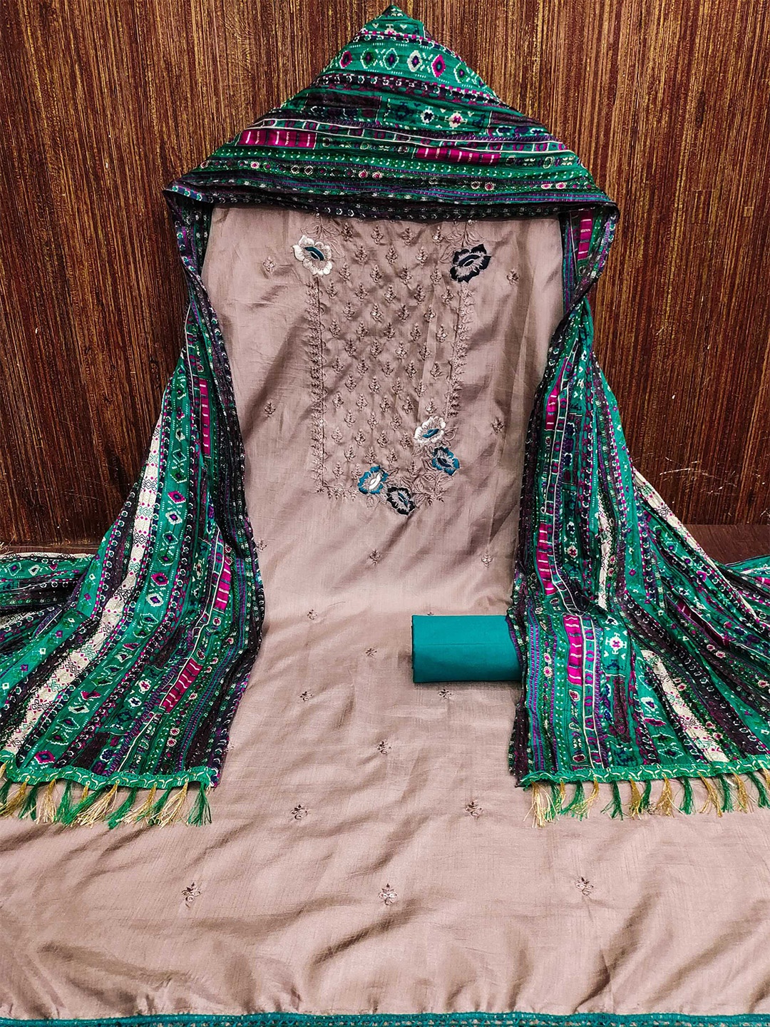 

KALINI Ethnic Motifs Embroidered Sequinned Detail Unstitched Dress Material, Beige