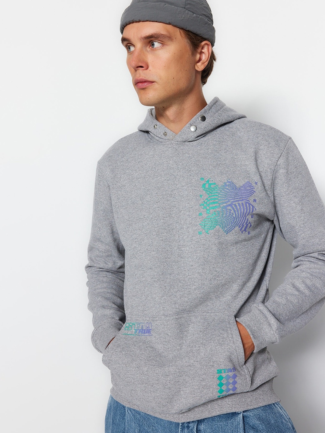 

Trendyol Abstract Printed Hooded Cotton Pullover Sweatshirt, Grey