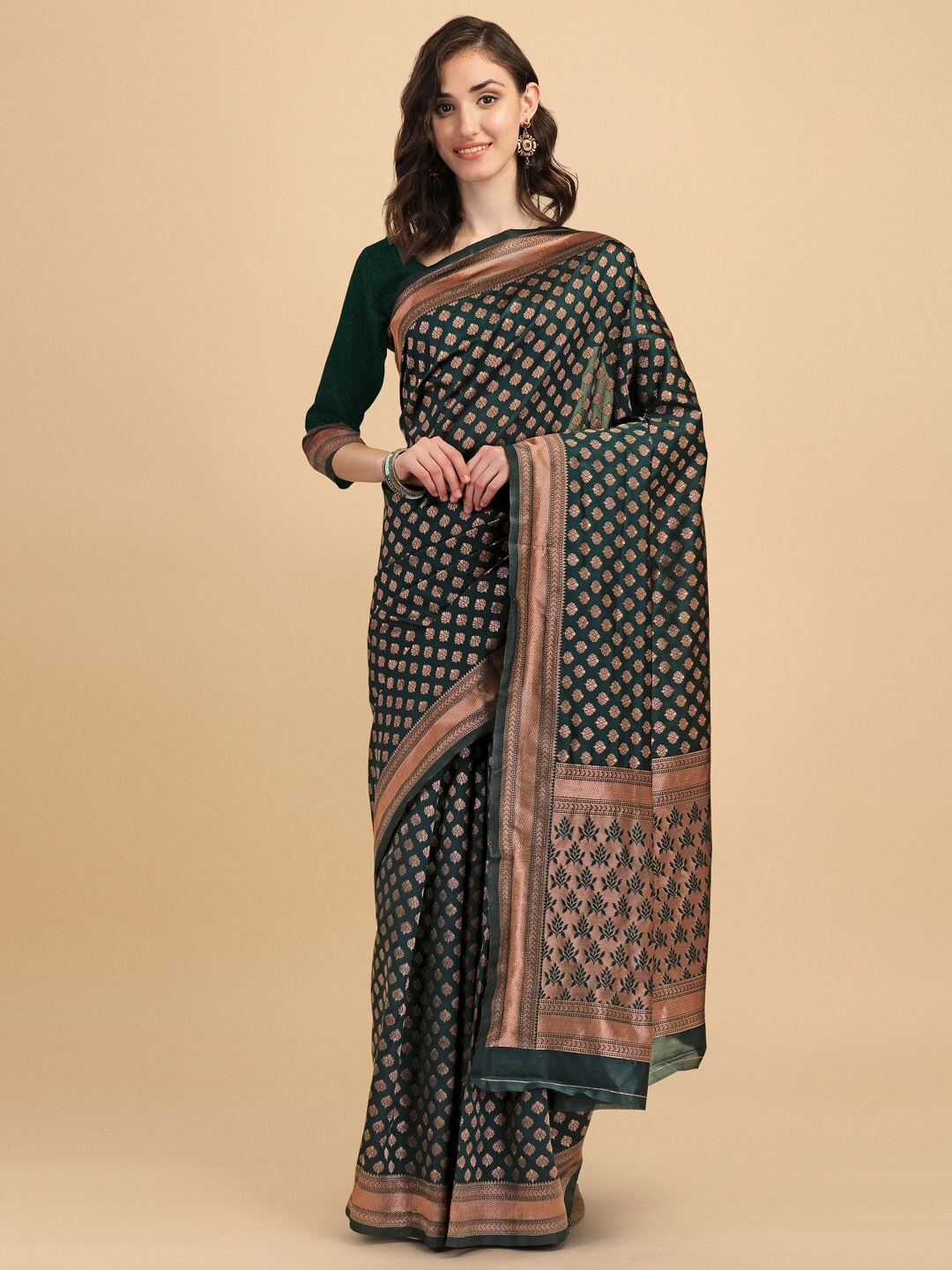 

SHIJILA Ethnic Motifs Woven Design Zari Kanjeevaram Saree, Green