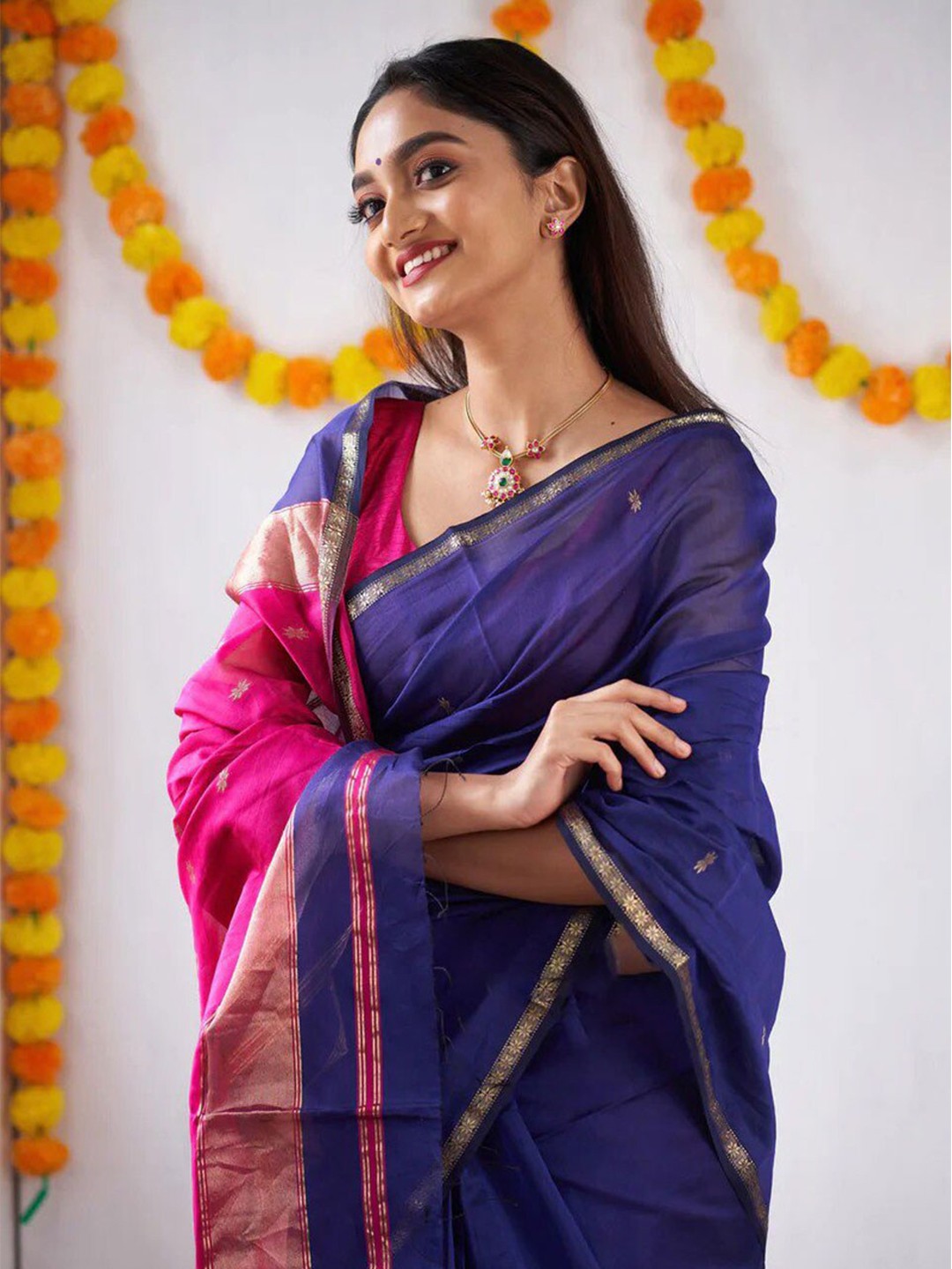 

SHIJILA Blue & Pink Woven Design Zari Silk Blend Kanjeevaram Saree