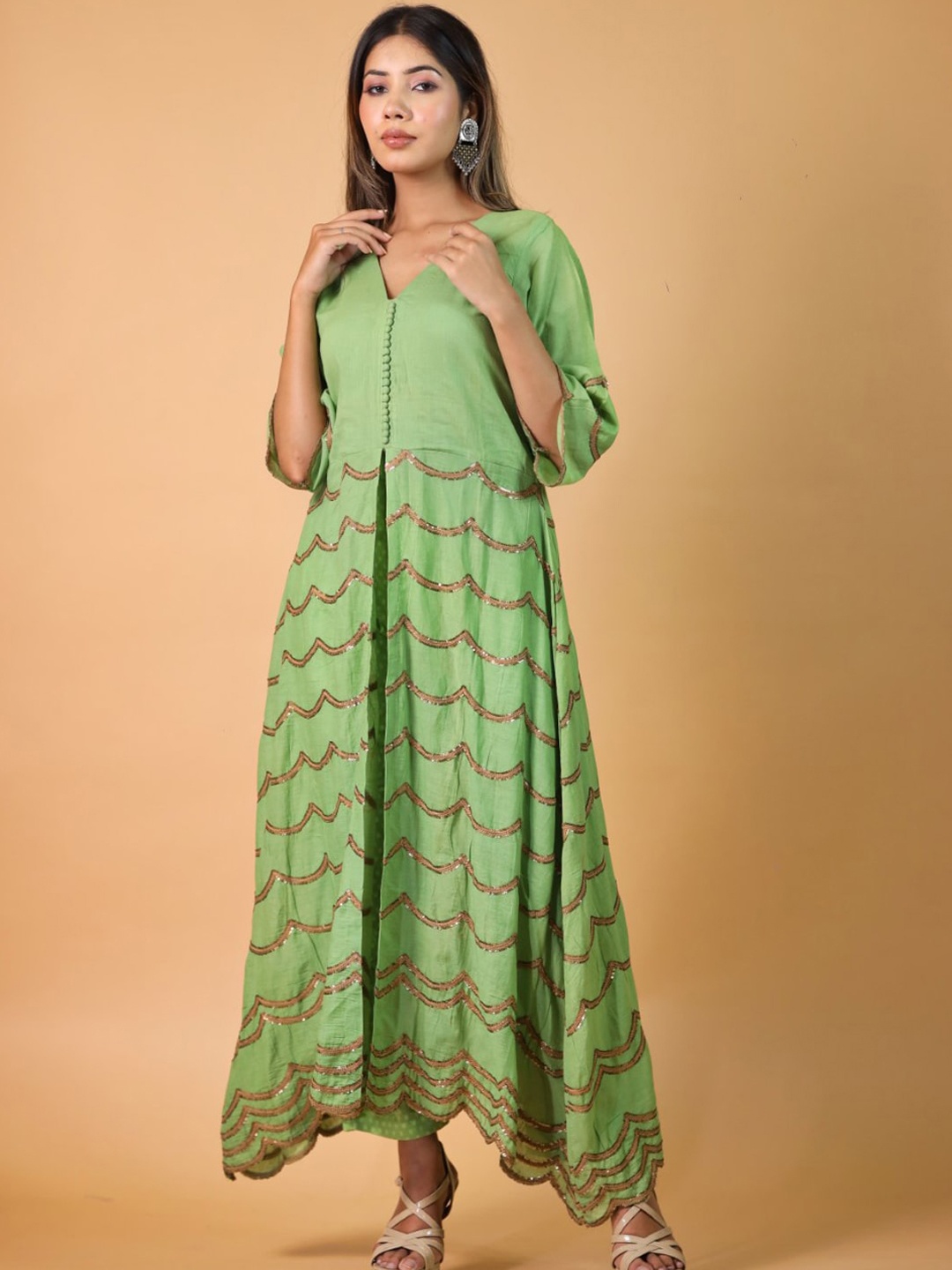 

Trinjann Sequined A-Line Chanderi Cotton Kurta with Palazzos, Green