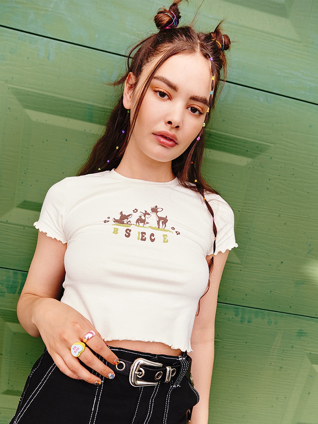 

Ardene Women Off White Typography Striped T-shirt