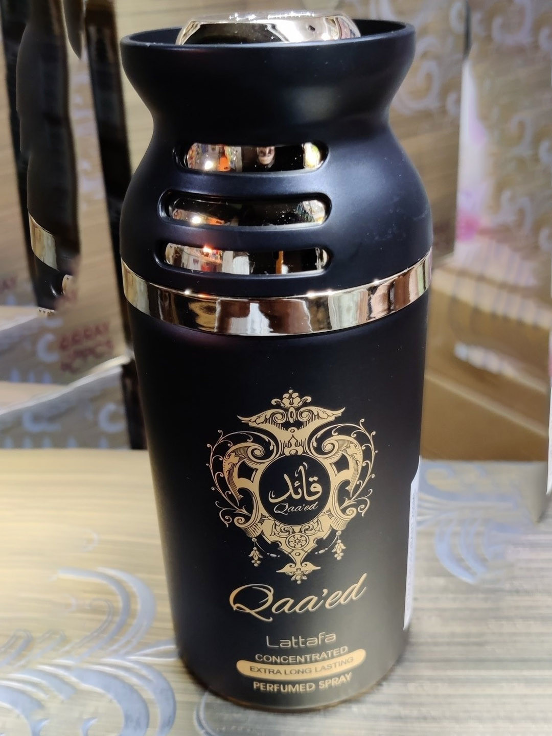 

Lattafa QAAED Deodorant 250 ml, Transparent