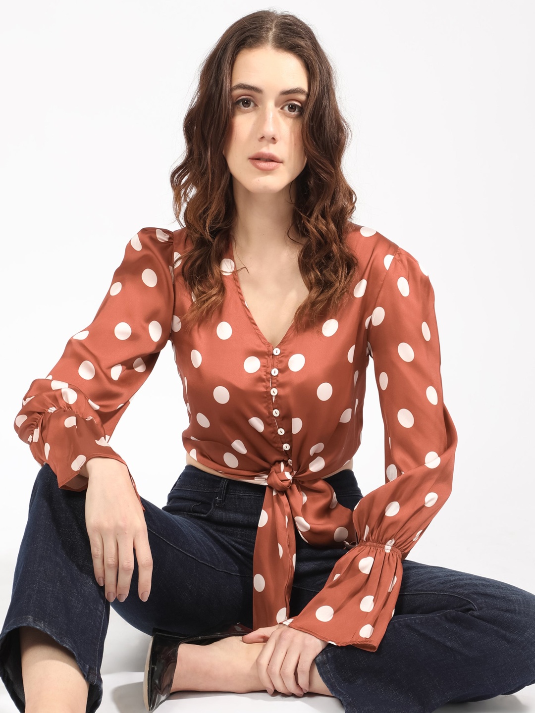 

RAREISM Polka Dot Print Puff Sleeve Styled Back Crop Top, Brown