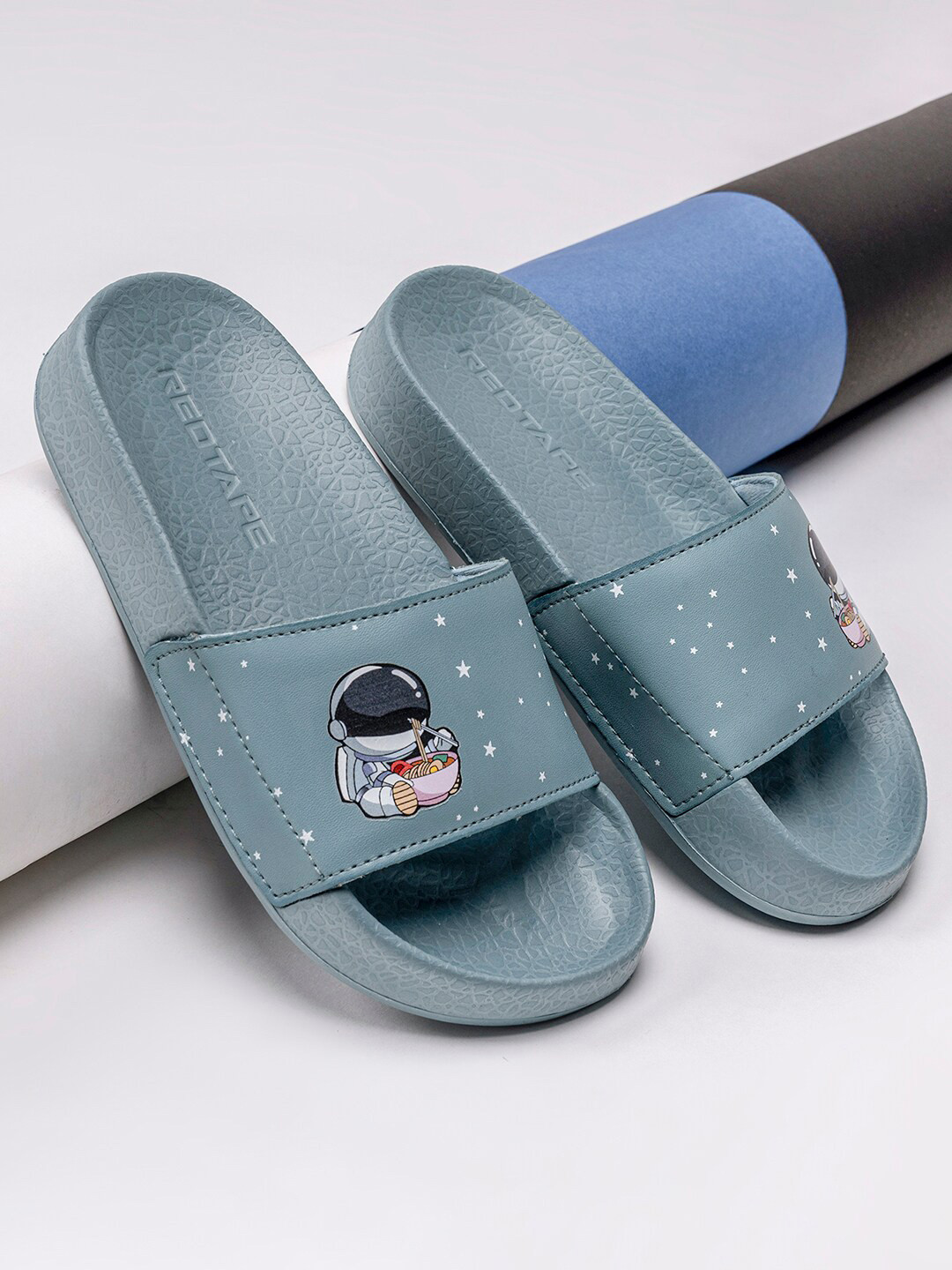 

Red Tape Kids Printed Slip-Resistance Rubber Sliders, Blue