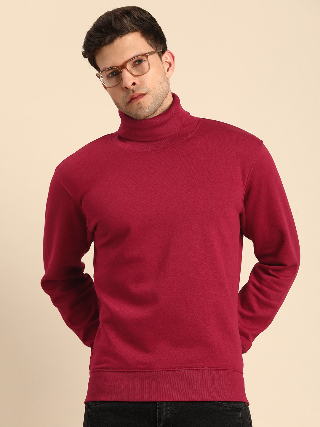 

Celio Men Solid Sweatshirt, Red
