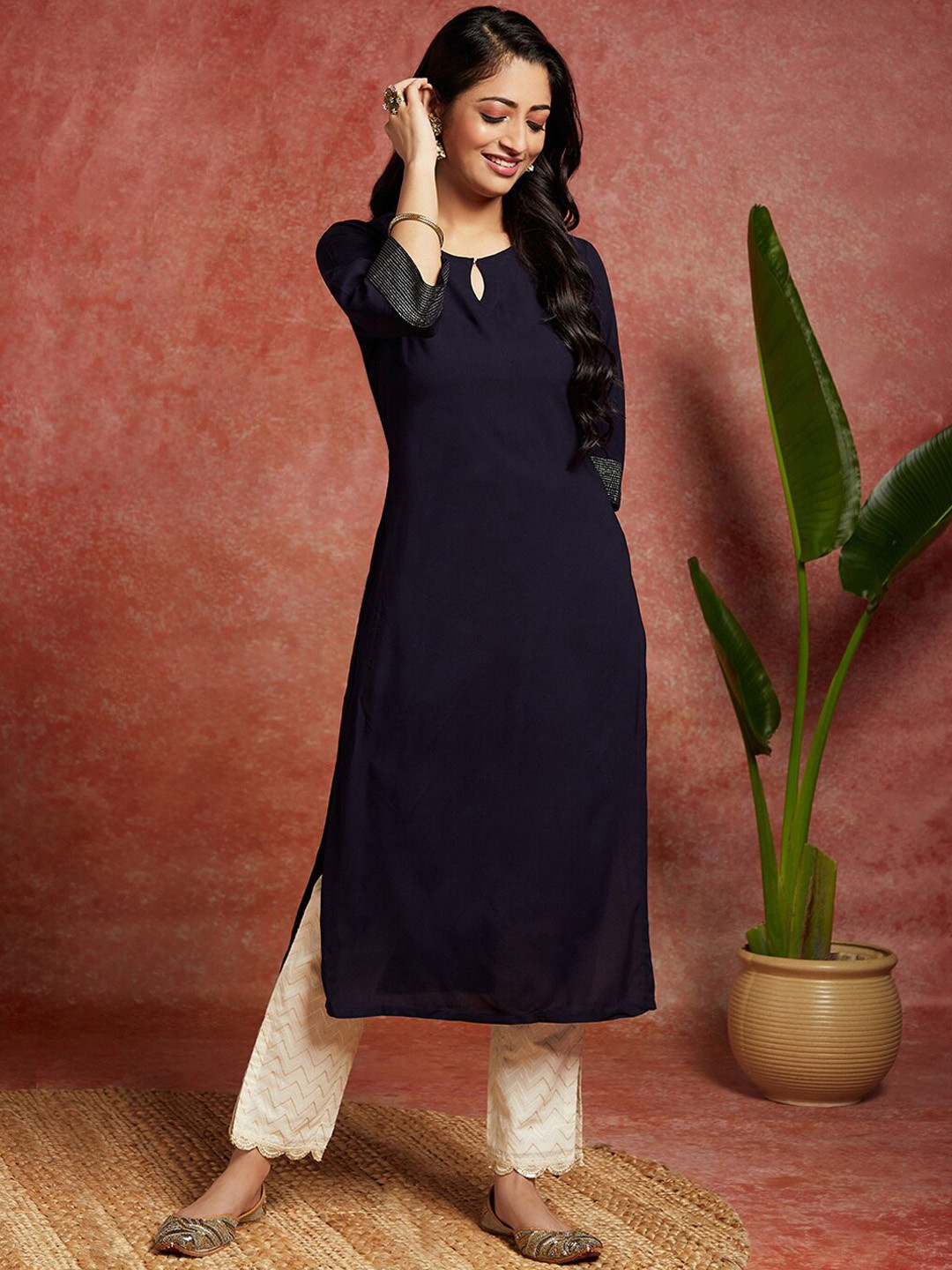 

Libas Embellished Keyhole Neck Straight Kurta, Navy blue