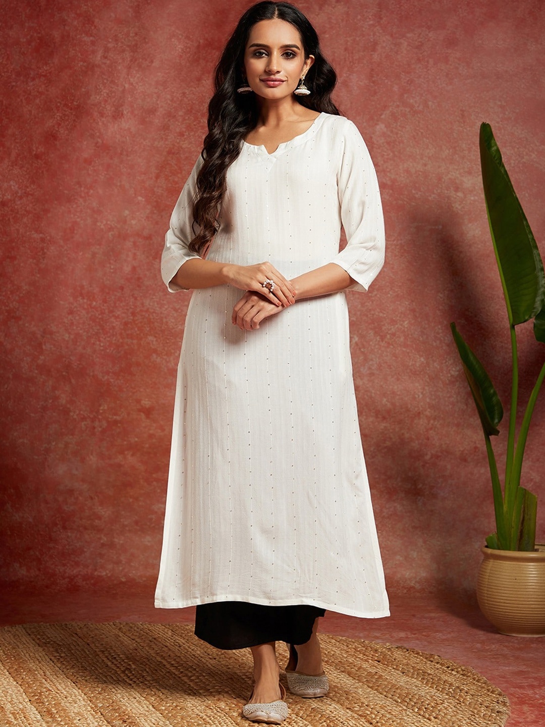 

Libas Geometric Embroidered Sequinned Straight Kurta, White